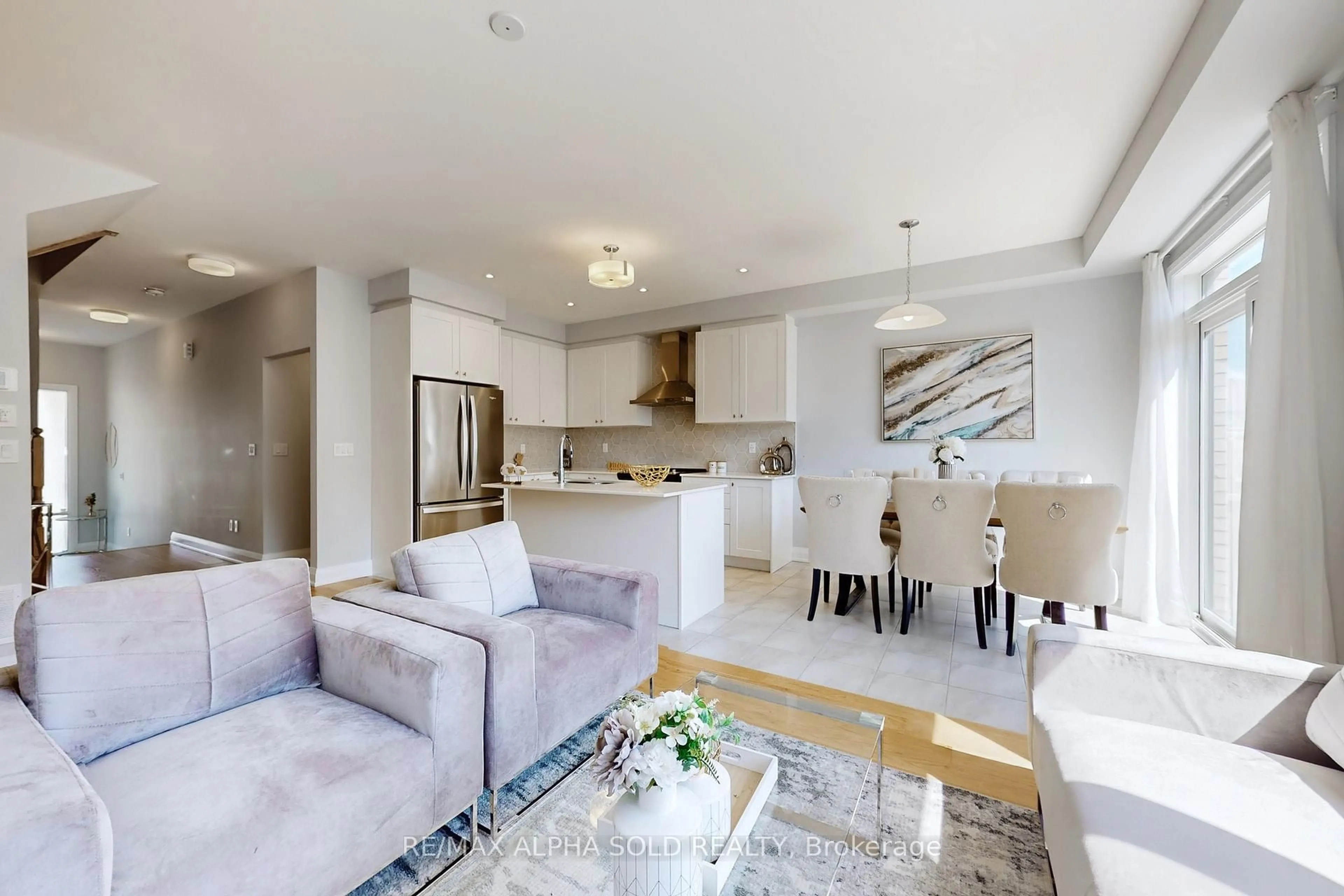 Open concept kitchen, unknown for 957 Grosbeak Tr, Pickering Ontario L1X 0P6