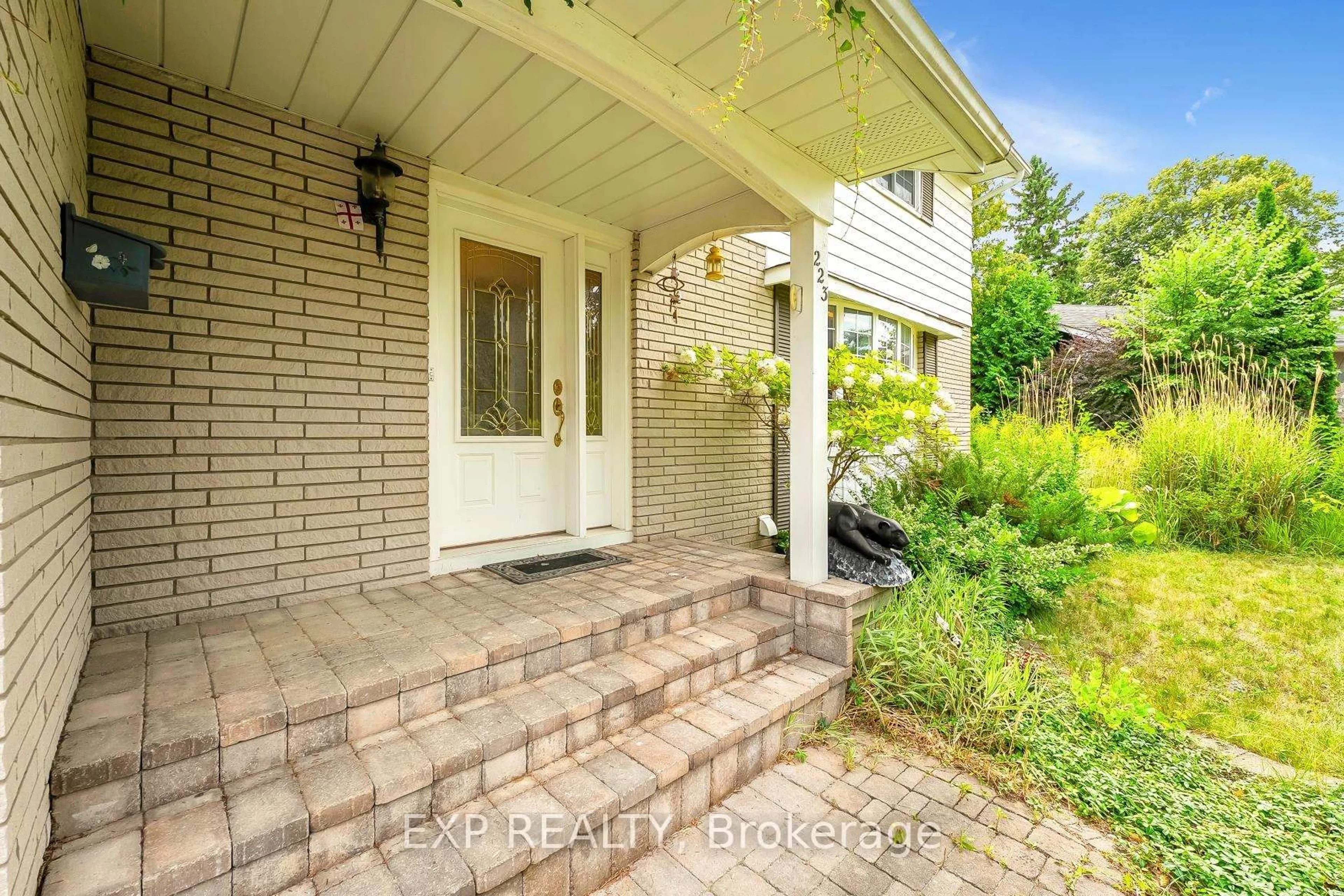 Home with brick exterior material, street for 223 Violet Crt, Oshawa Ontario L1G 3E6