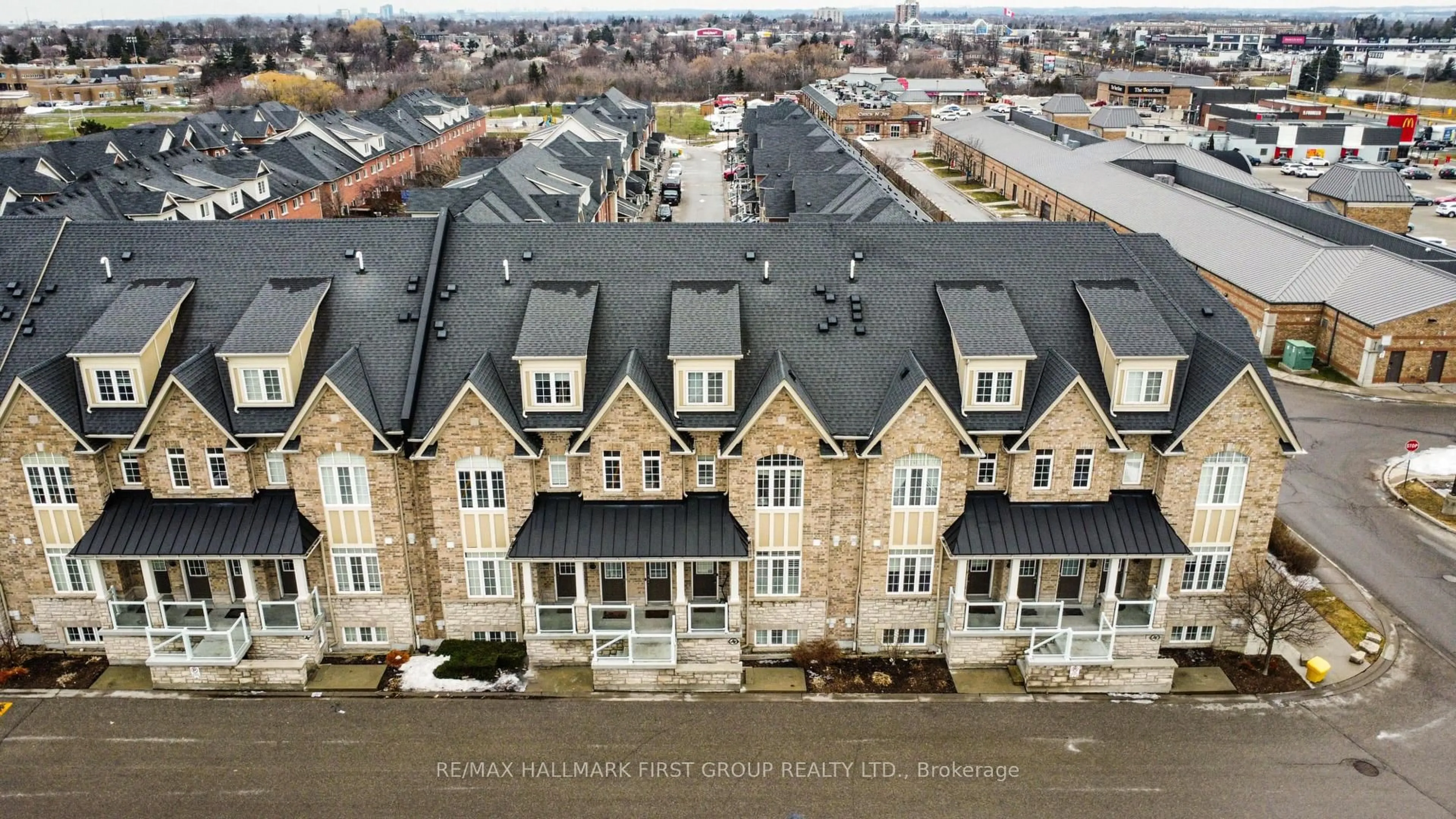 A pic from outside/outdoor area/front of a property/back of a property/a pic from drone, unknown for 70 Lovegrove Lane, Ajax Ontario L1S 0E7