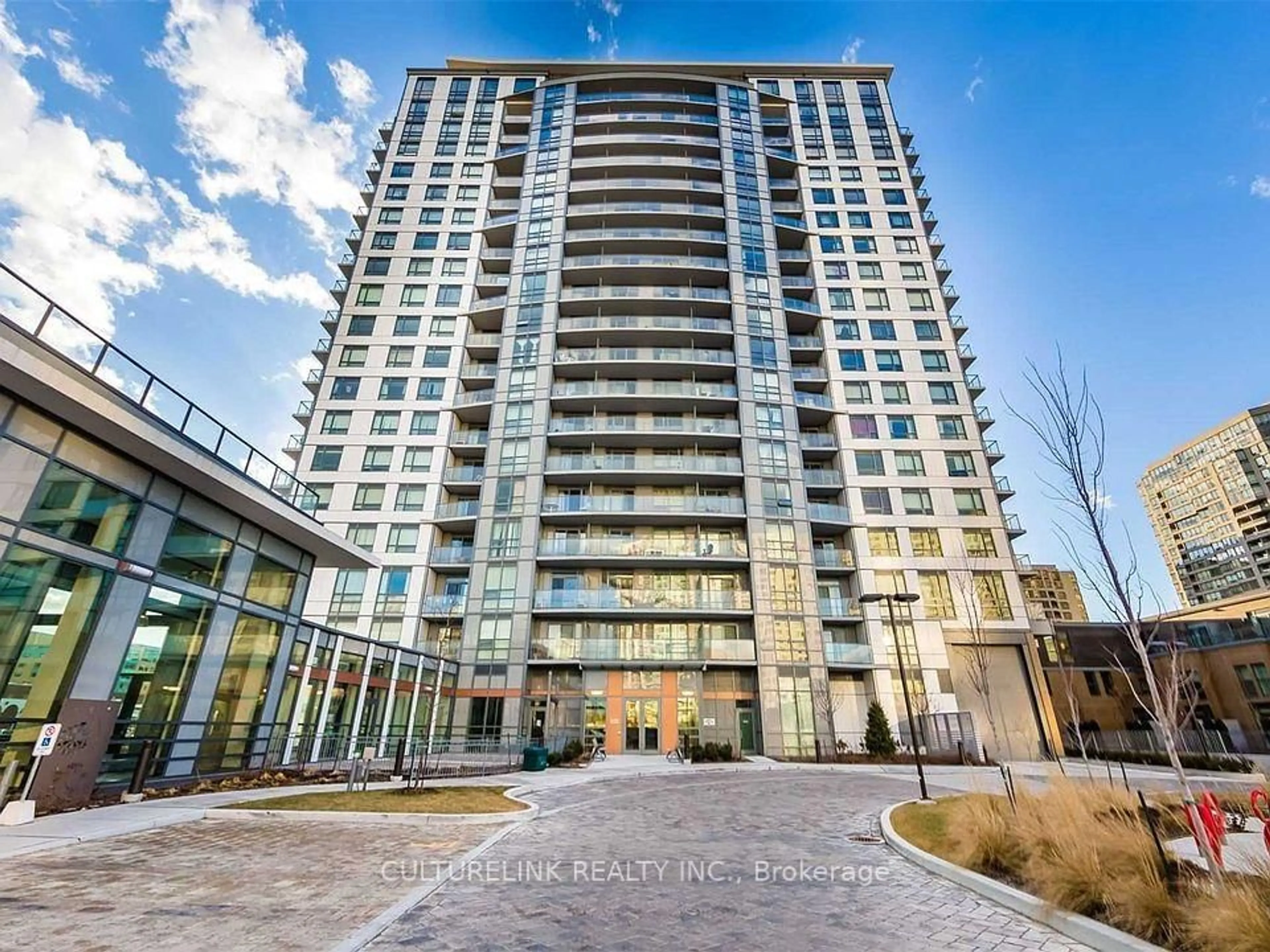 Indoor foyer for 185 Bonis Ave #2010, Toronto Ontario M1T 0A4