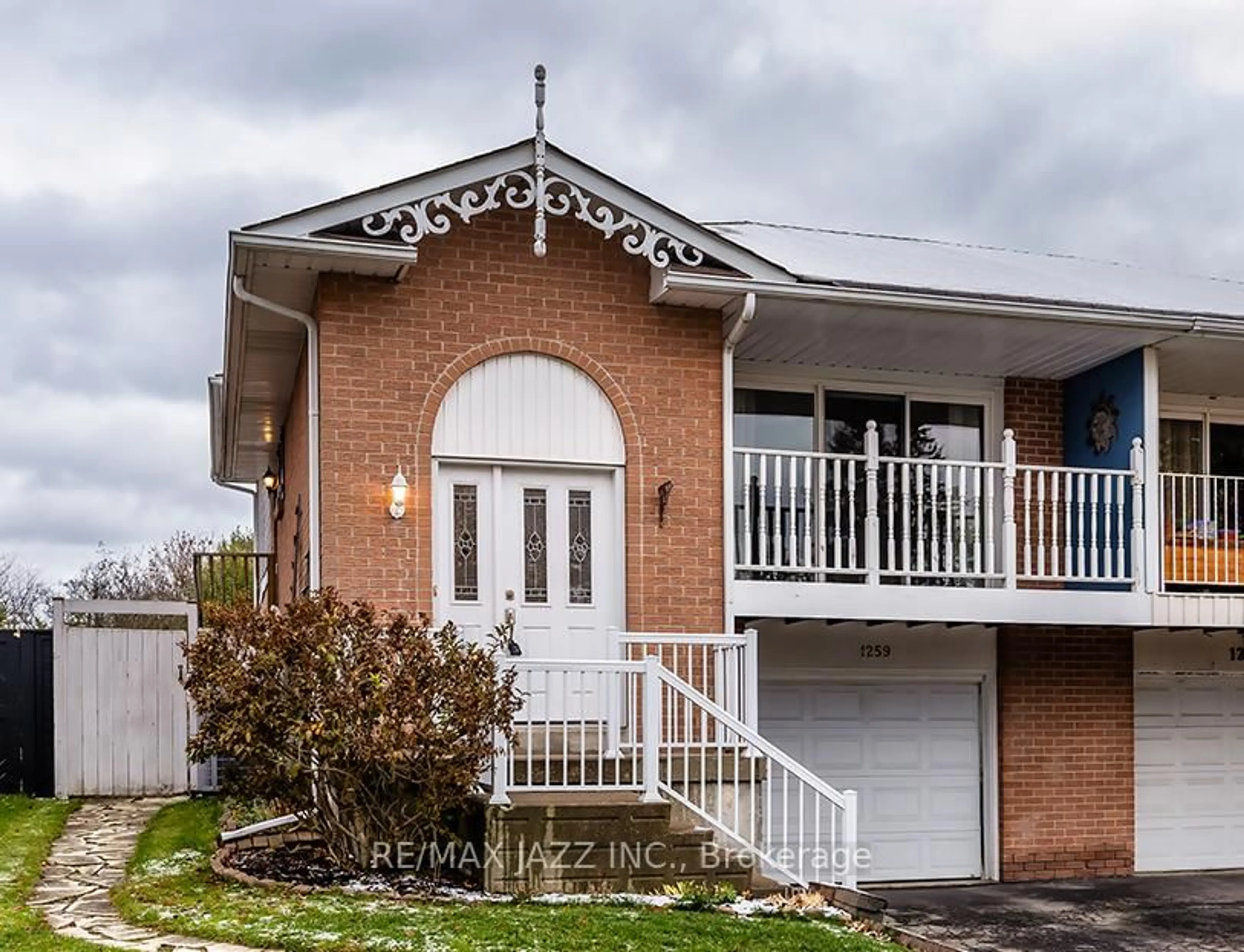 Home with brick exterior material, street for 1259 Sunningdale Ave, Oshawa Ontario L1H 8G6