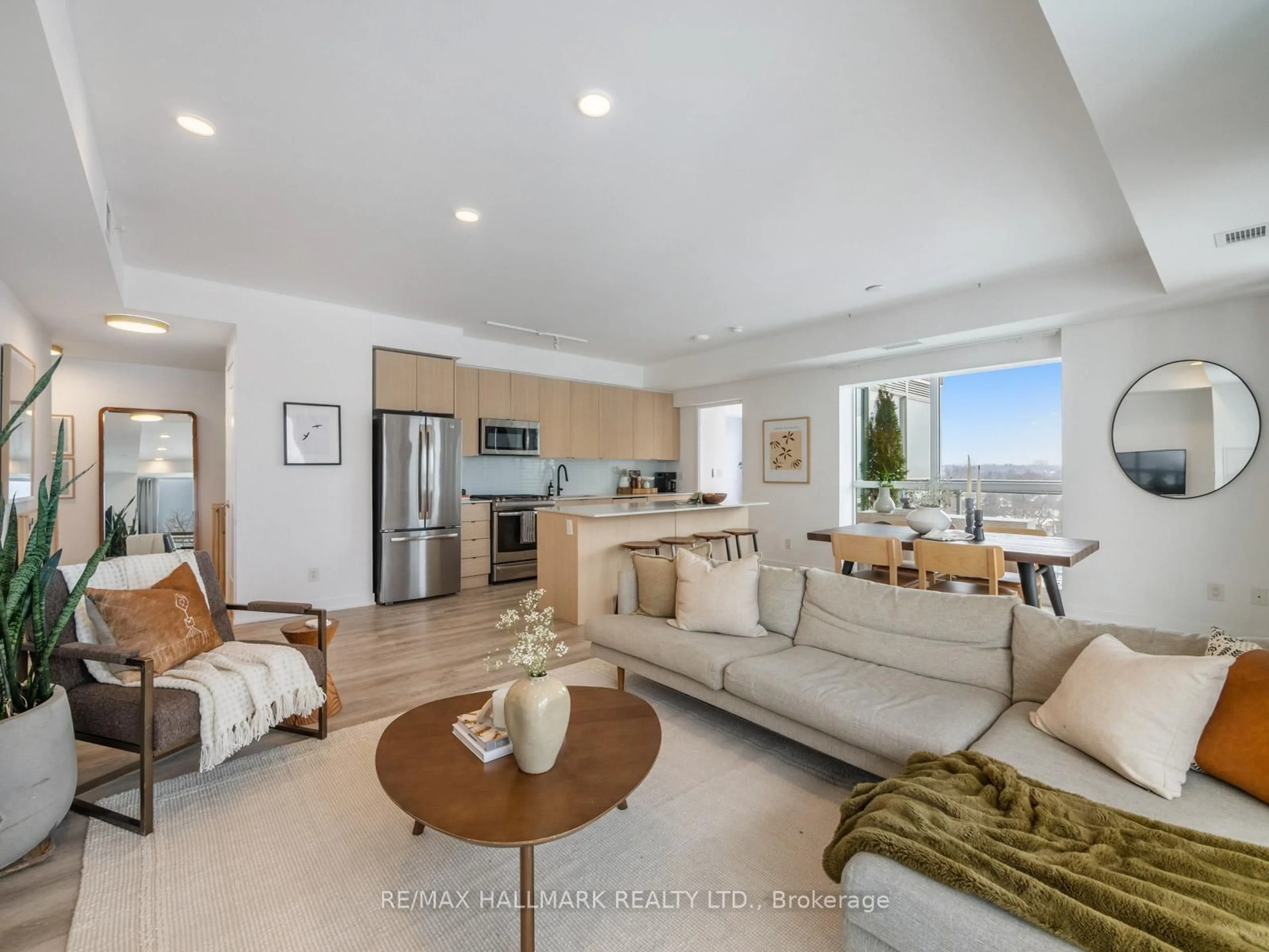 Unknown for 1350 Kingston Rd #604, Toronto Ontario M1N 0B7