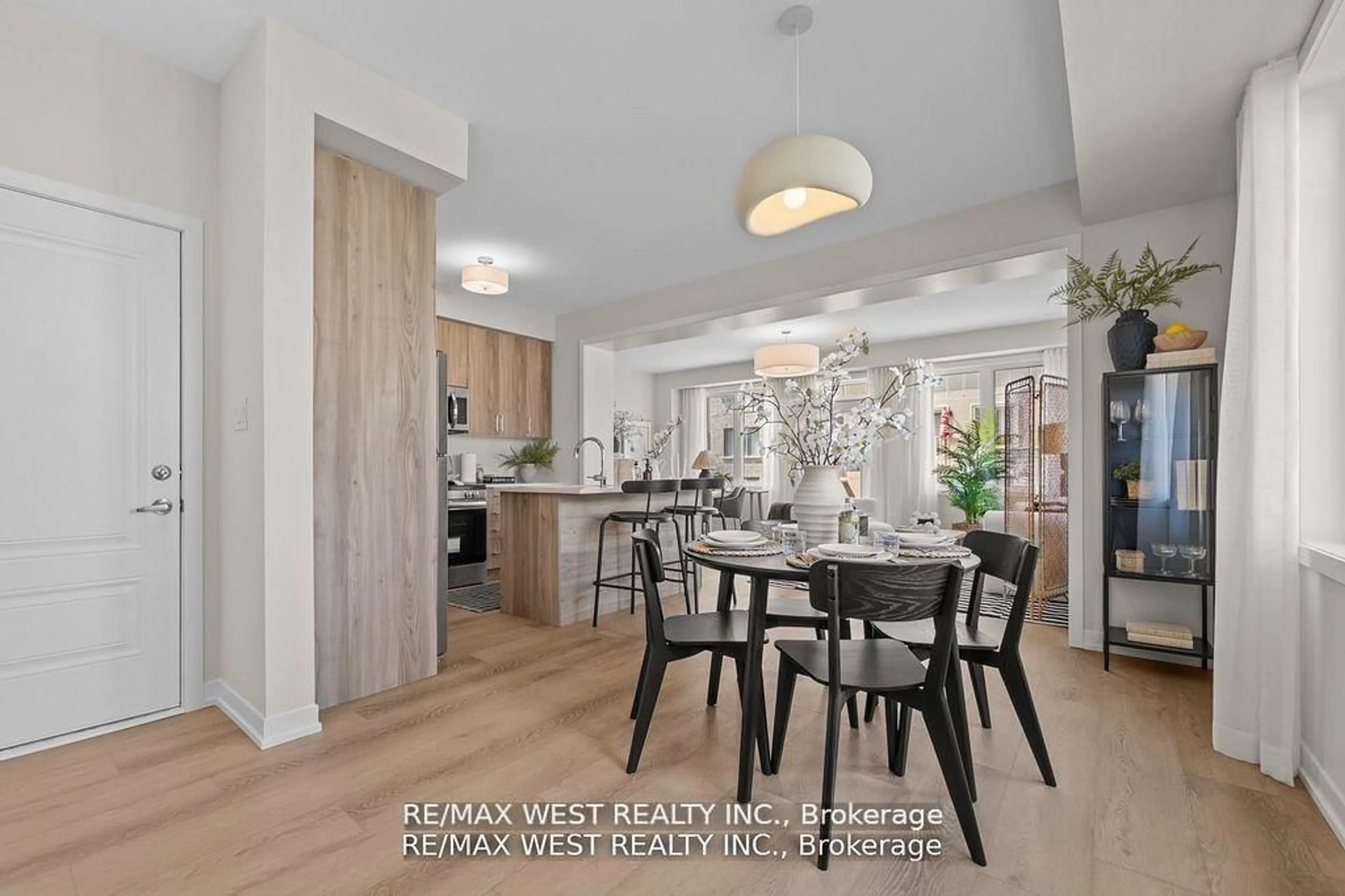 Open concept kitchen, unknown for 6 Ziibi Way, Clarington Ontario L1B 1G9