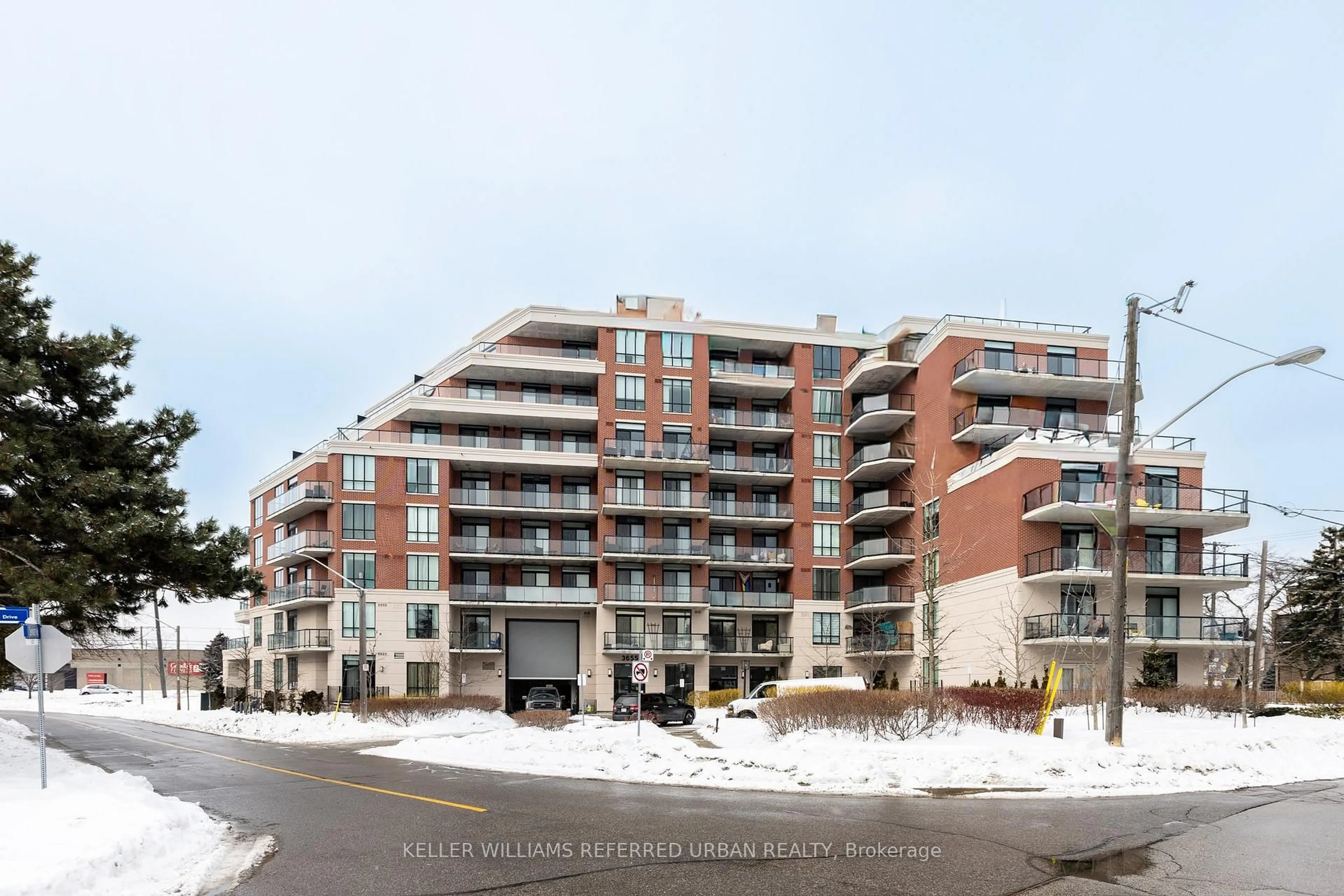 Blurry image for 3655 Kingston Rd #202, Toronto Ontario M1M 1S2