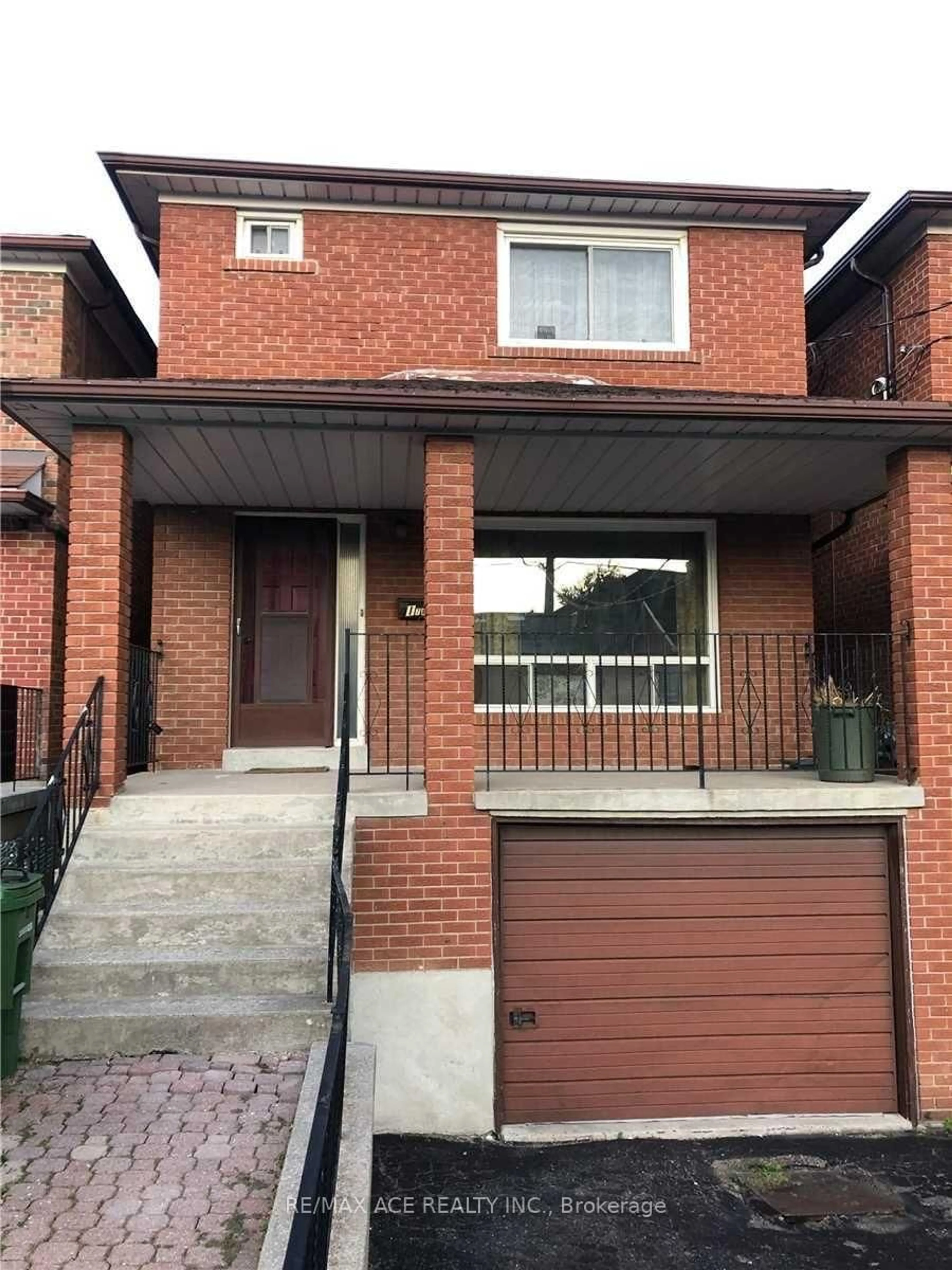 Home with brick exterior material, street for 17A South Woodrow Blvd, Toronto Ontario M1N 3L5