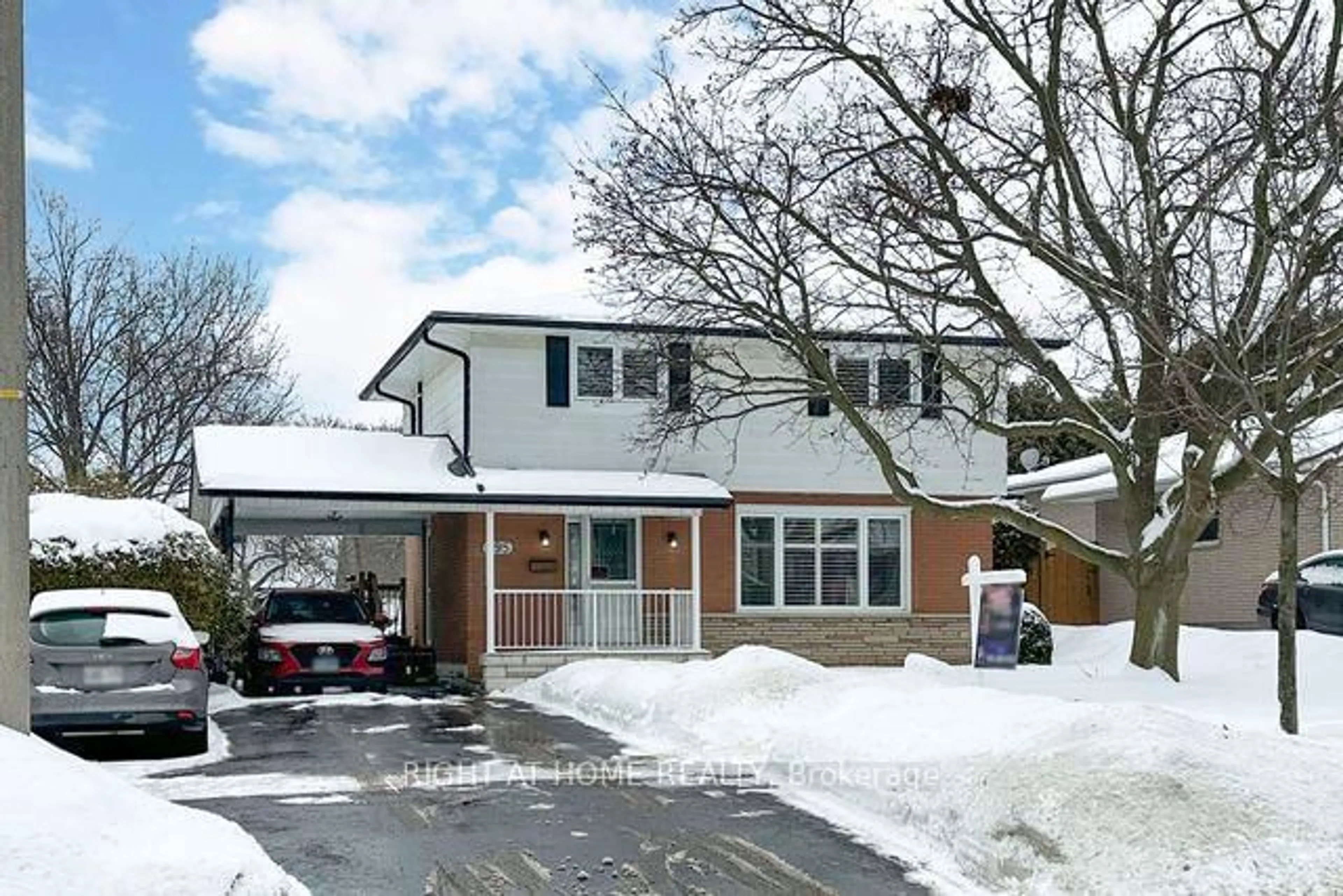 Home with brick exterior material, street for 295 Central Park Blvd, Oshawa Ontario L1G 5Z5