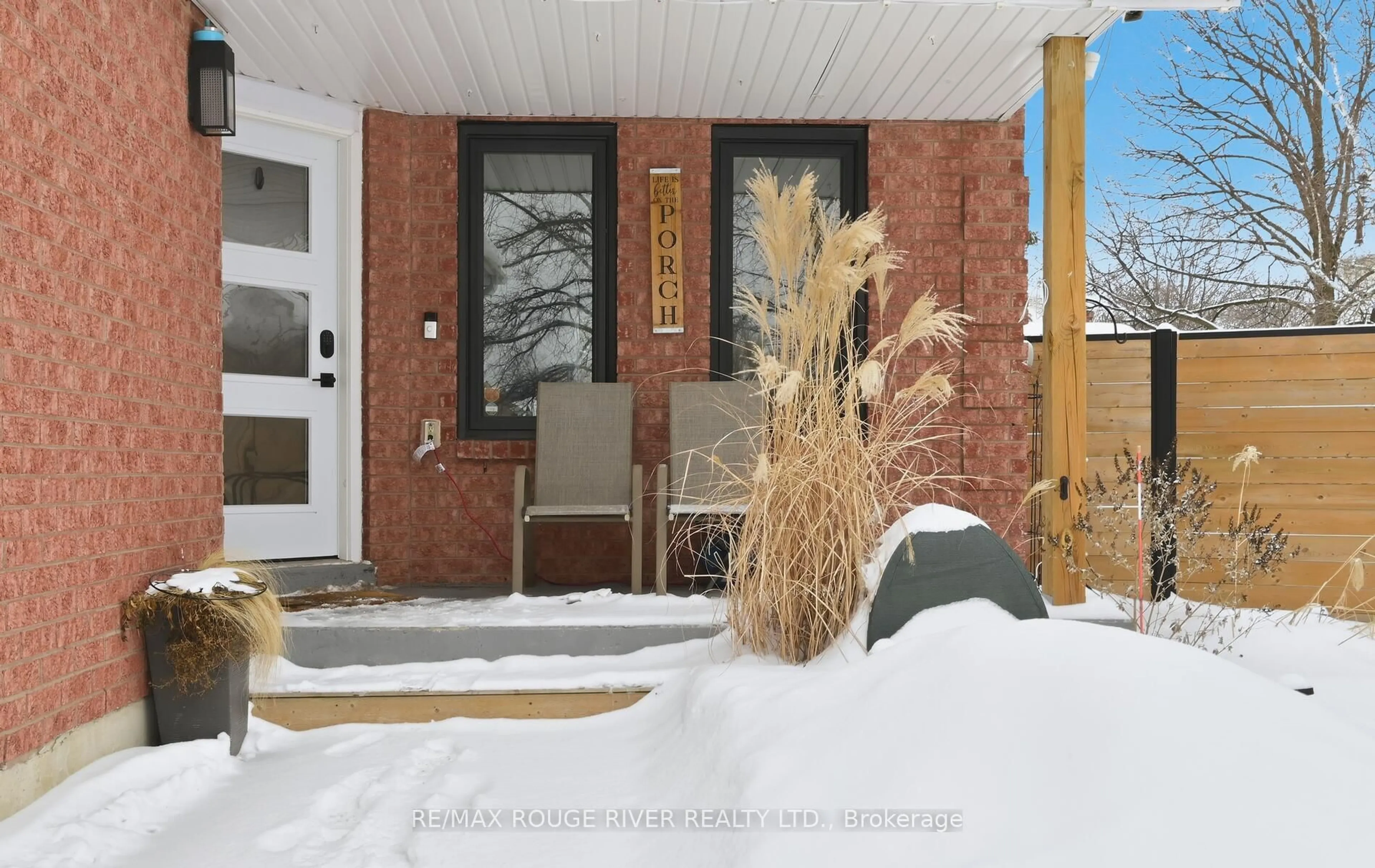 Unknown for 22 Royal Pines Crt, Clarington Ontario L1C 4P4