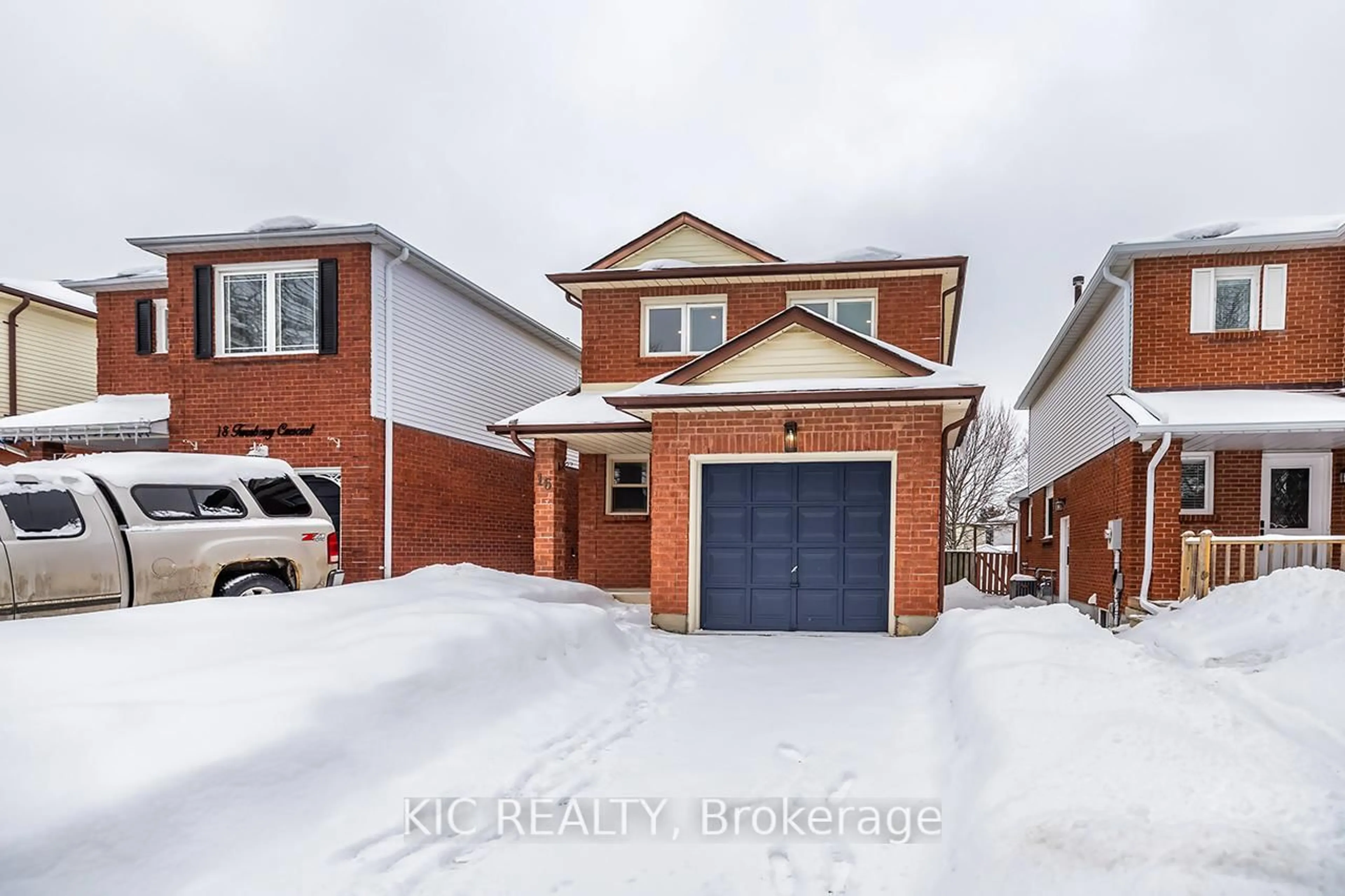 Unknown for 16 Turnberry Cres, Clarington Ontario L1E 1A6