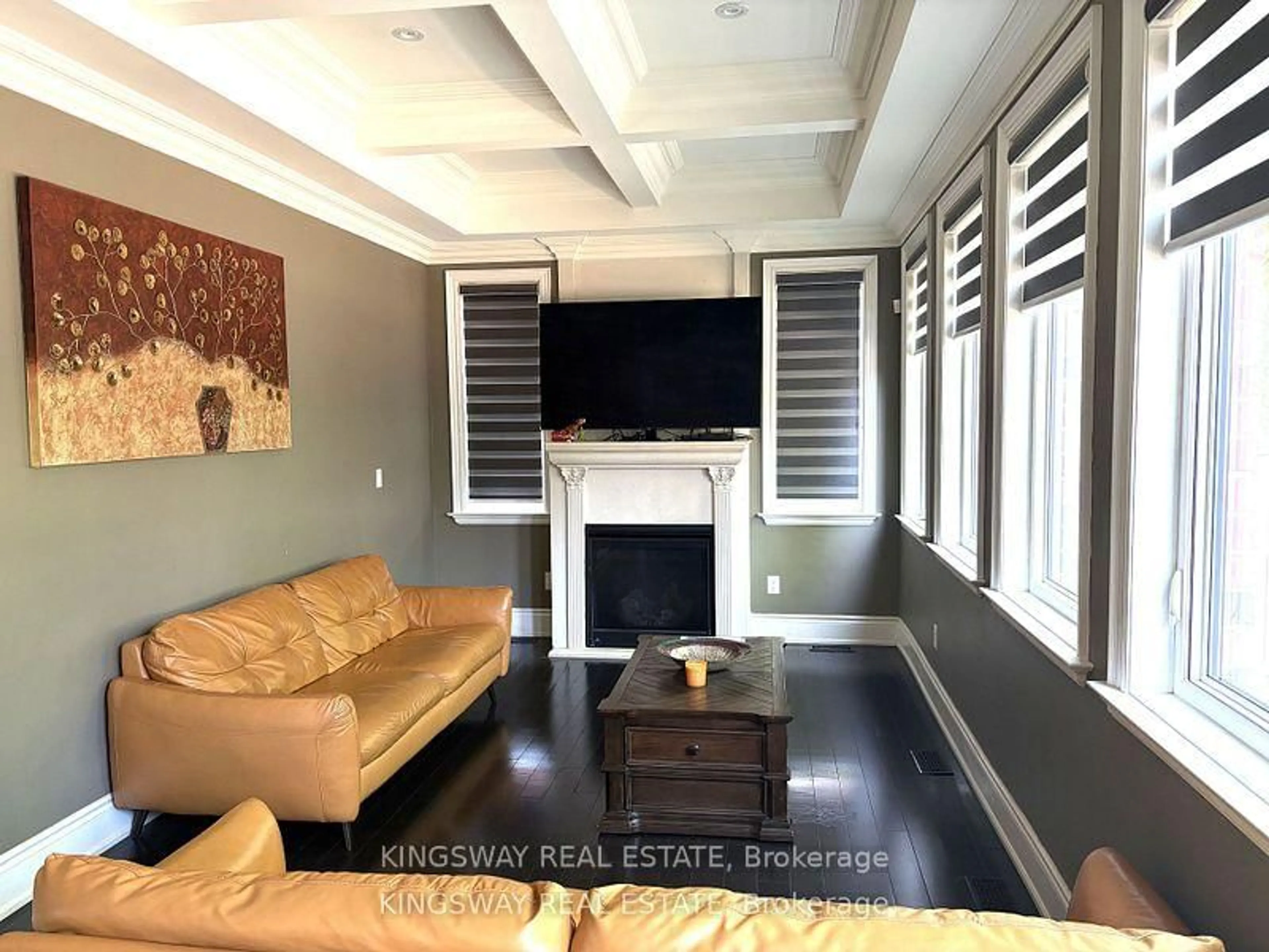 Living room with furniture, unknown for 3686 Ellesmere Rd, Toronto Ontario M1C 1H6