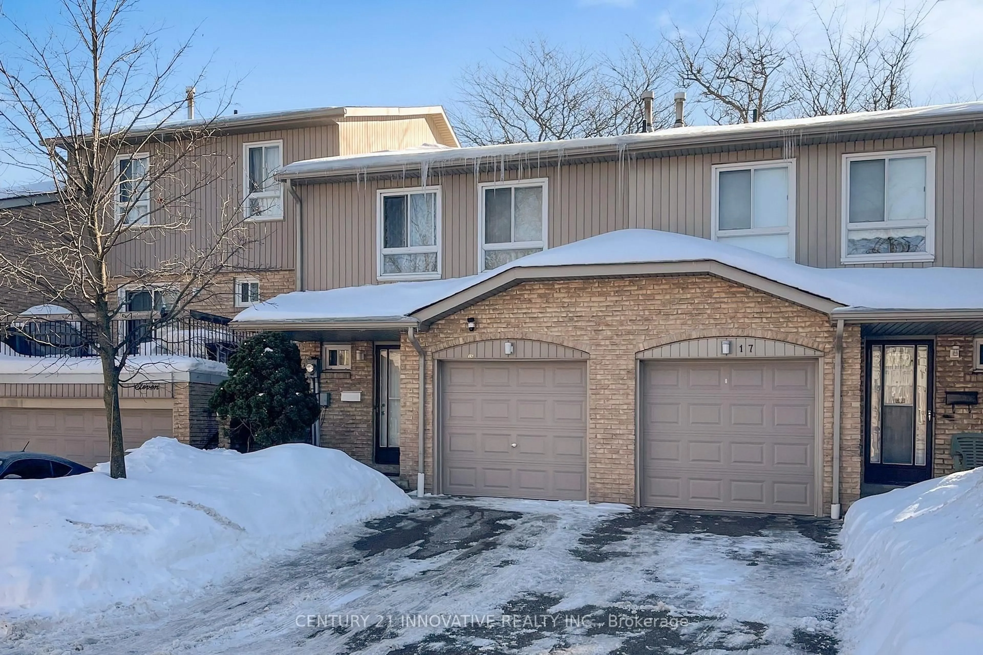 A pic from outside/outdoor area/front of a property/back of a property/a pic from drone, street for 175 Alexmuir Blvd #15, Toronto Ontario M1V 1R8