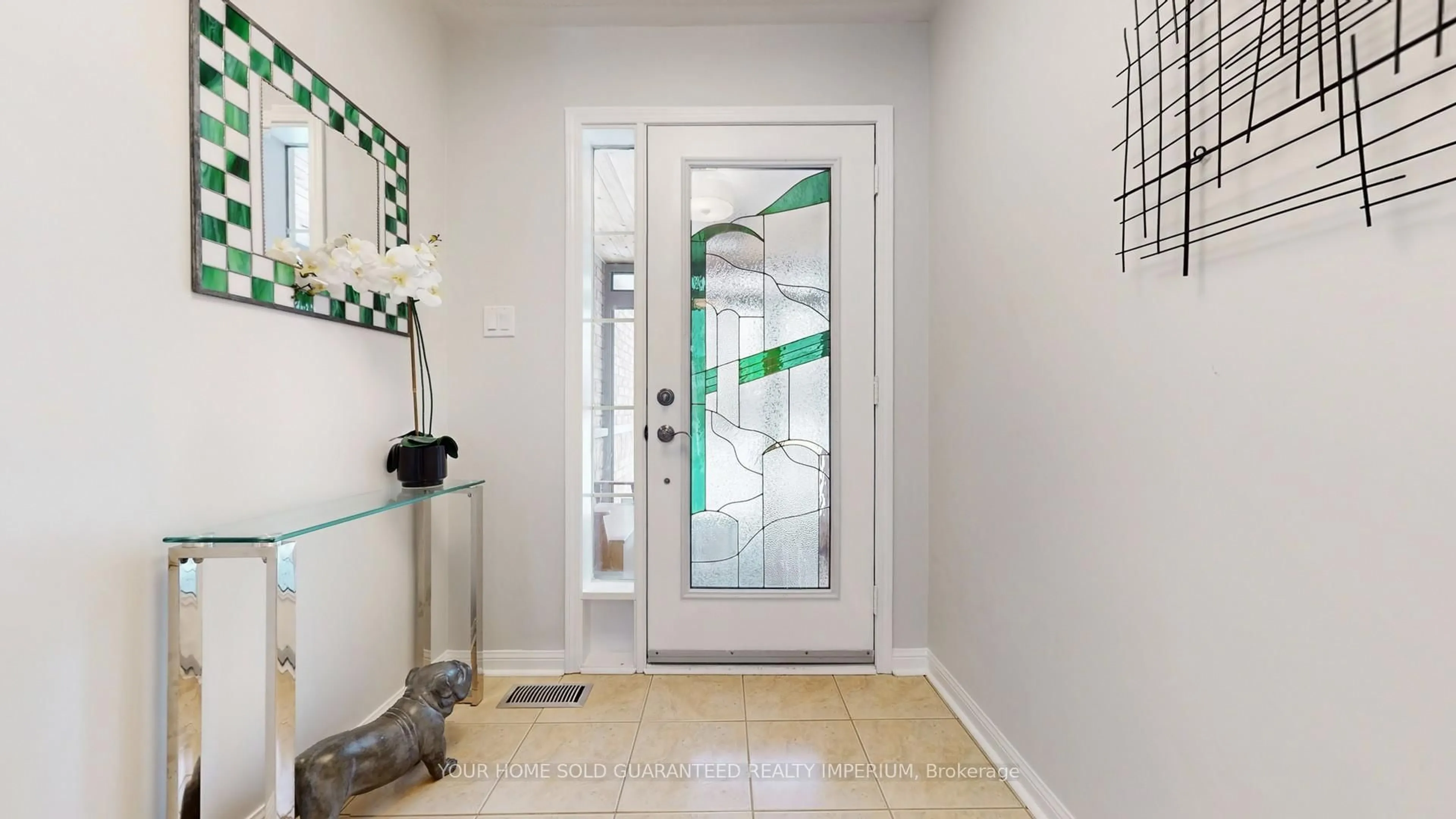 Indoor entryway for 27 Lazio St, Whitby Ontario L1R 3A3