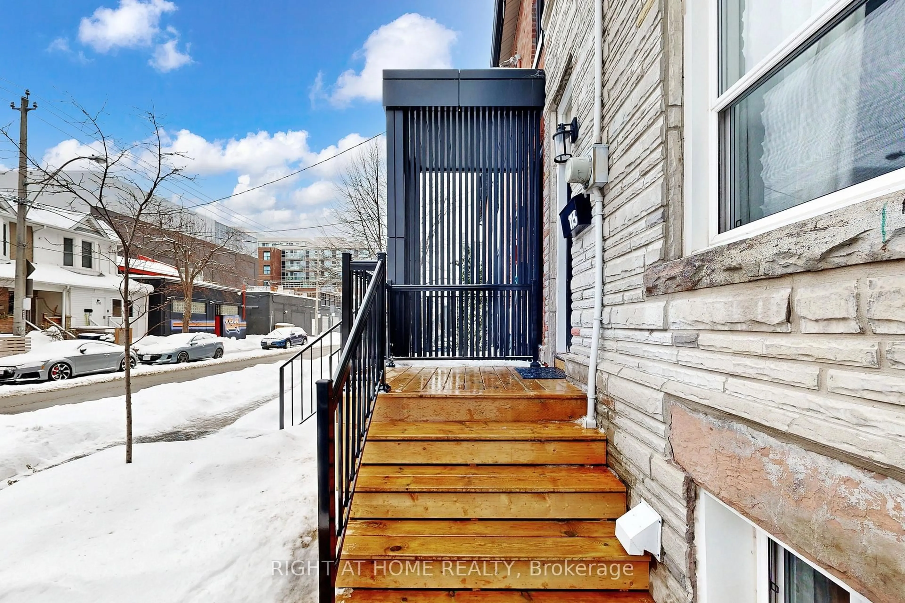 Unknown for 113 Logan Ave, Toronto Ontario M4M 2M9