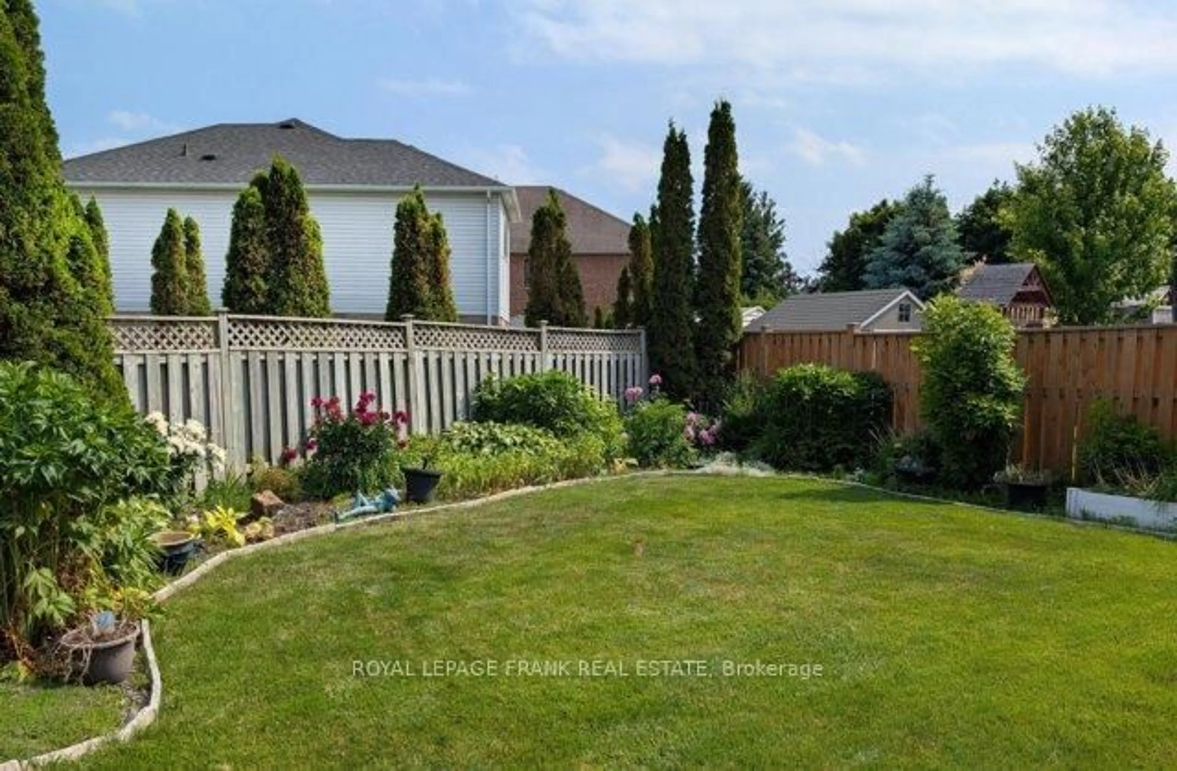 A pic from outside/outdoor area/front of a property/back of a property/a pic from drone, water/lake/river/ocean view for 69 Guildwood Dr, Clarington Ontario L1C 5C7