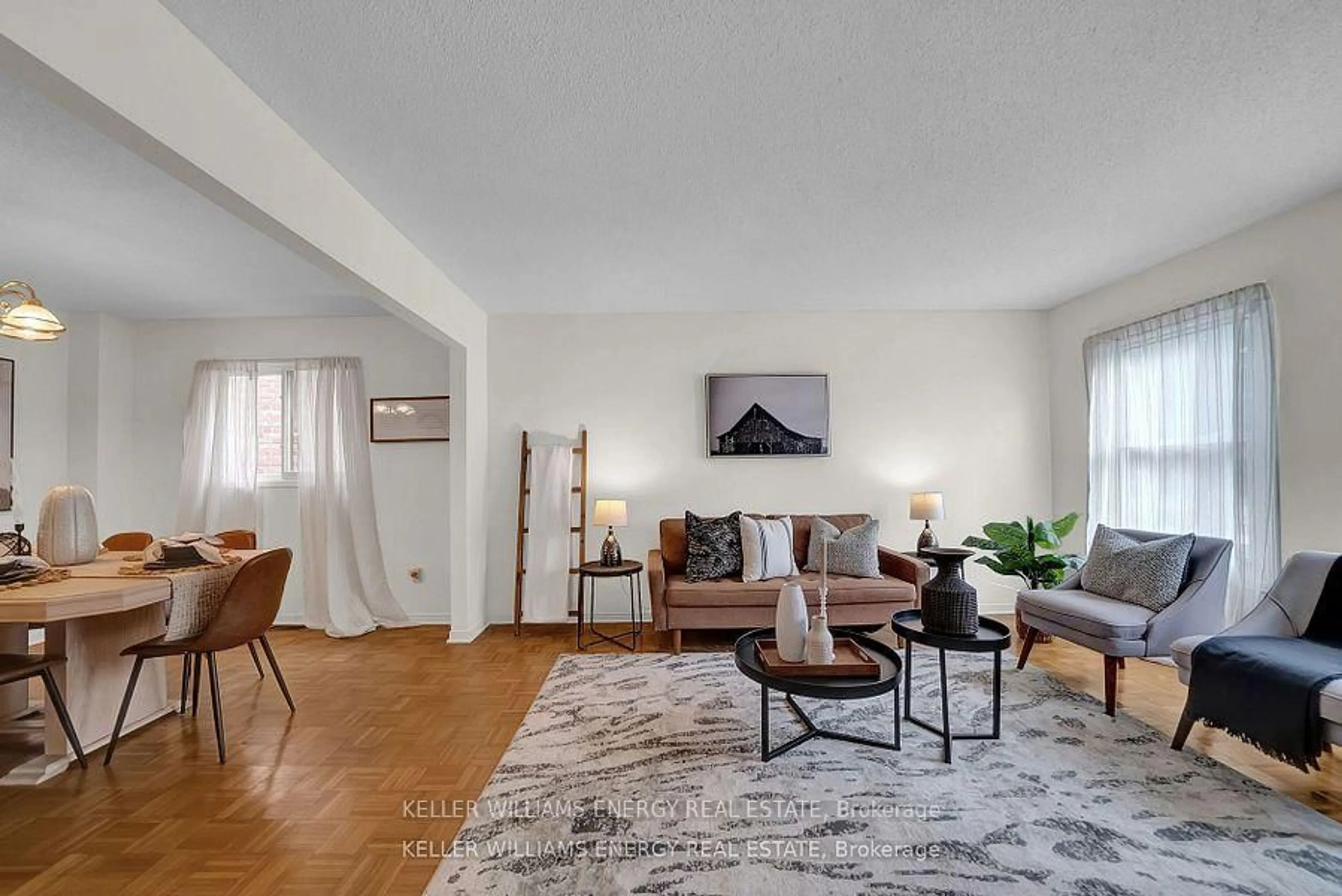 Living room with furniture, unknown for 280 Thornton Rd, Oshawa Ontario L1J 6T7