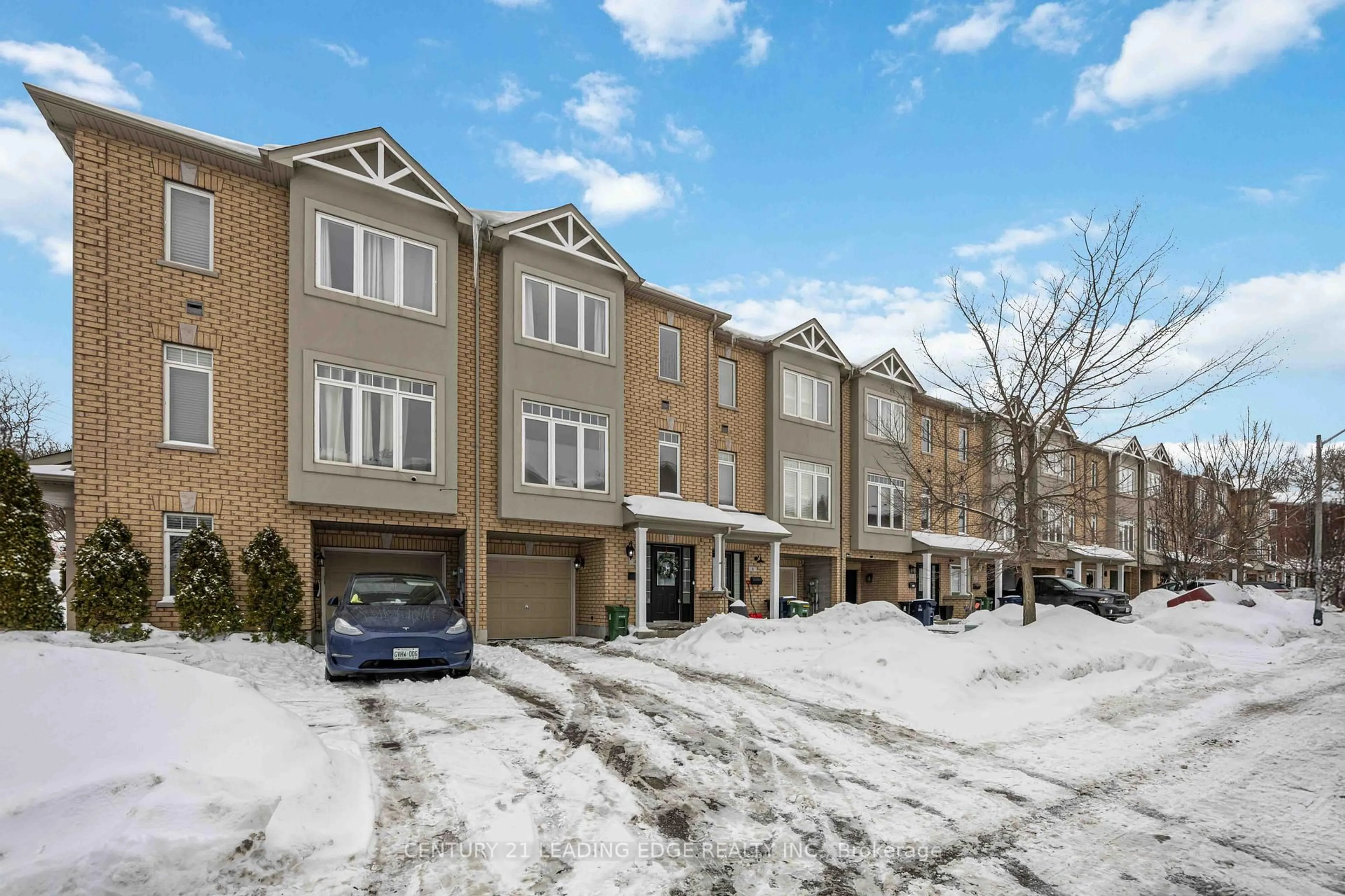 Unknown for 4 Curran Hall Cres, Toronto Ontario M1G 0A2