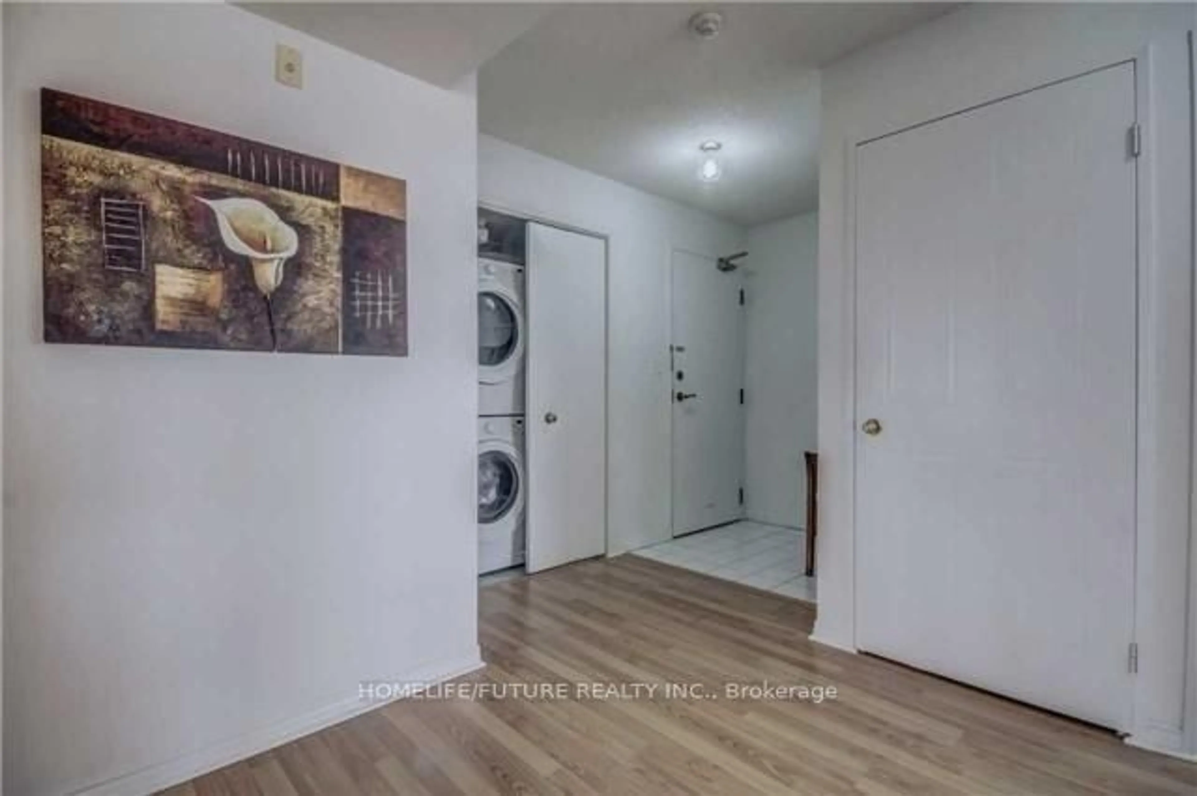 Indoor entryway for 480 Mclevin Ave #614, Toronto Ontario M1B 5N9