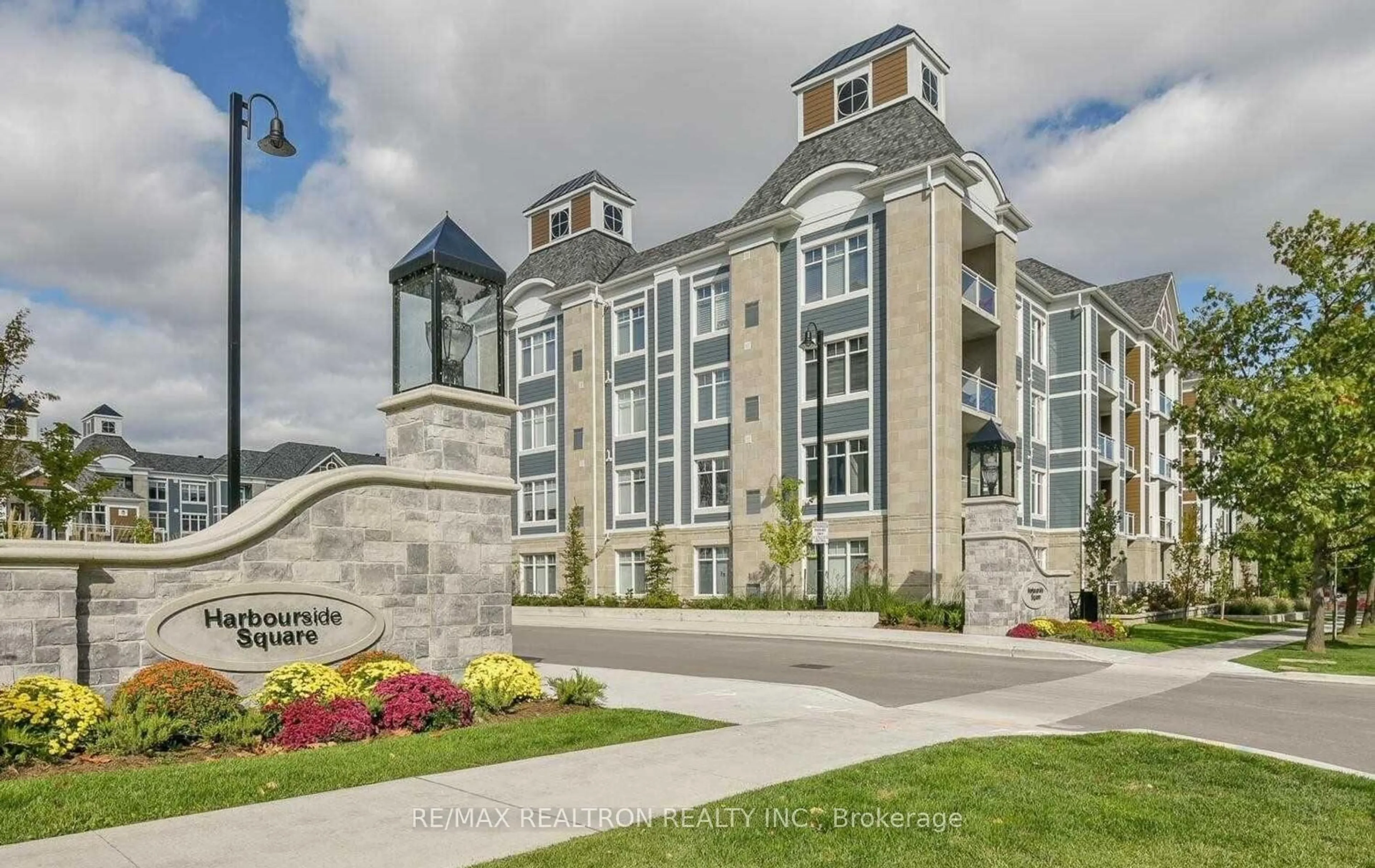 Unknown for 670 Gordon St #413, Whitby Ontario L1N 0K9