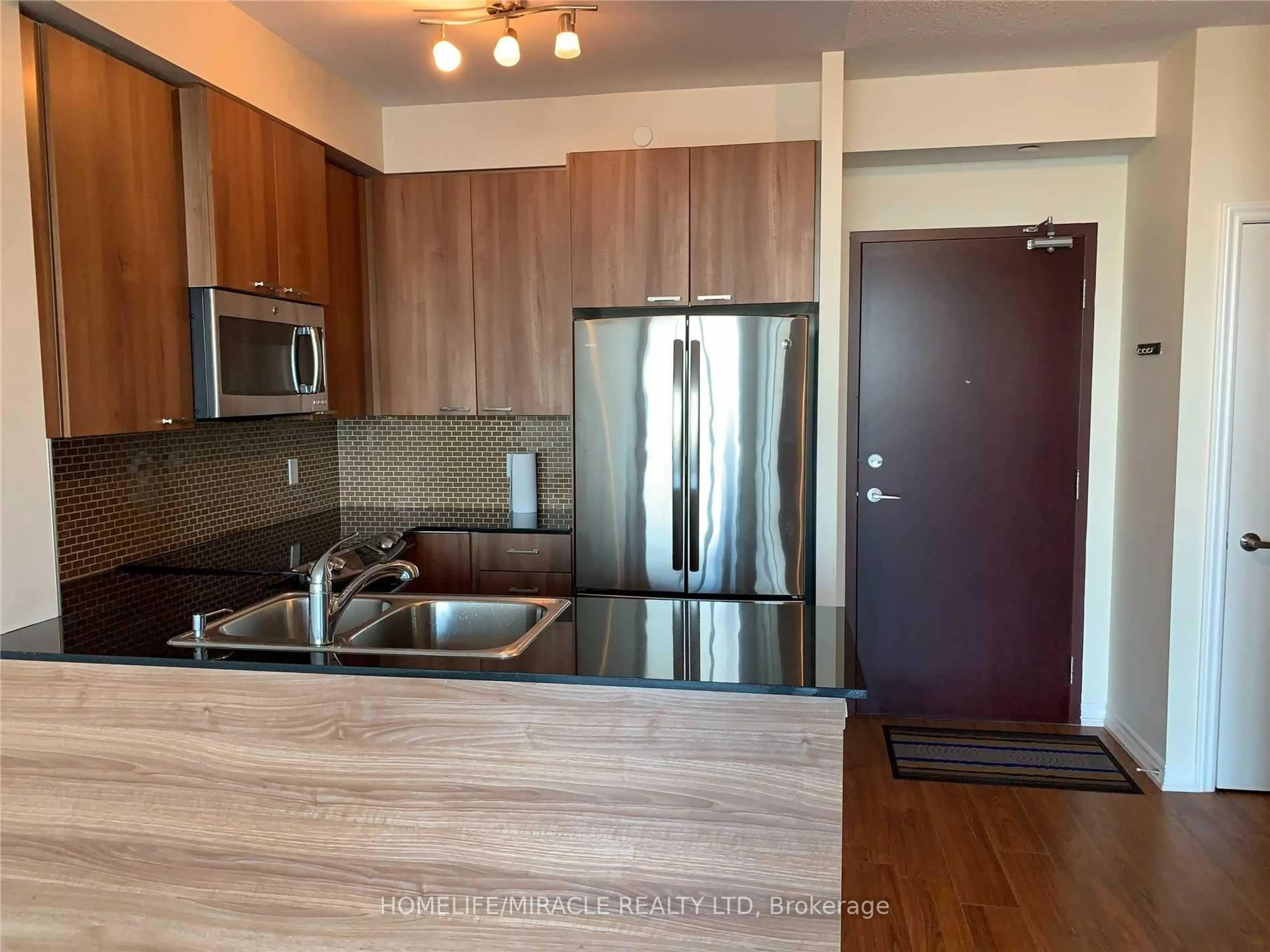 Standard kitchen, wood/laminate floor for 1328 Birchmount Rd #1704, Toronto Ontario M1R 0B6