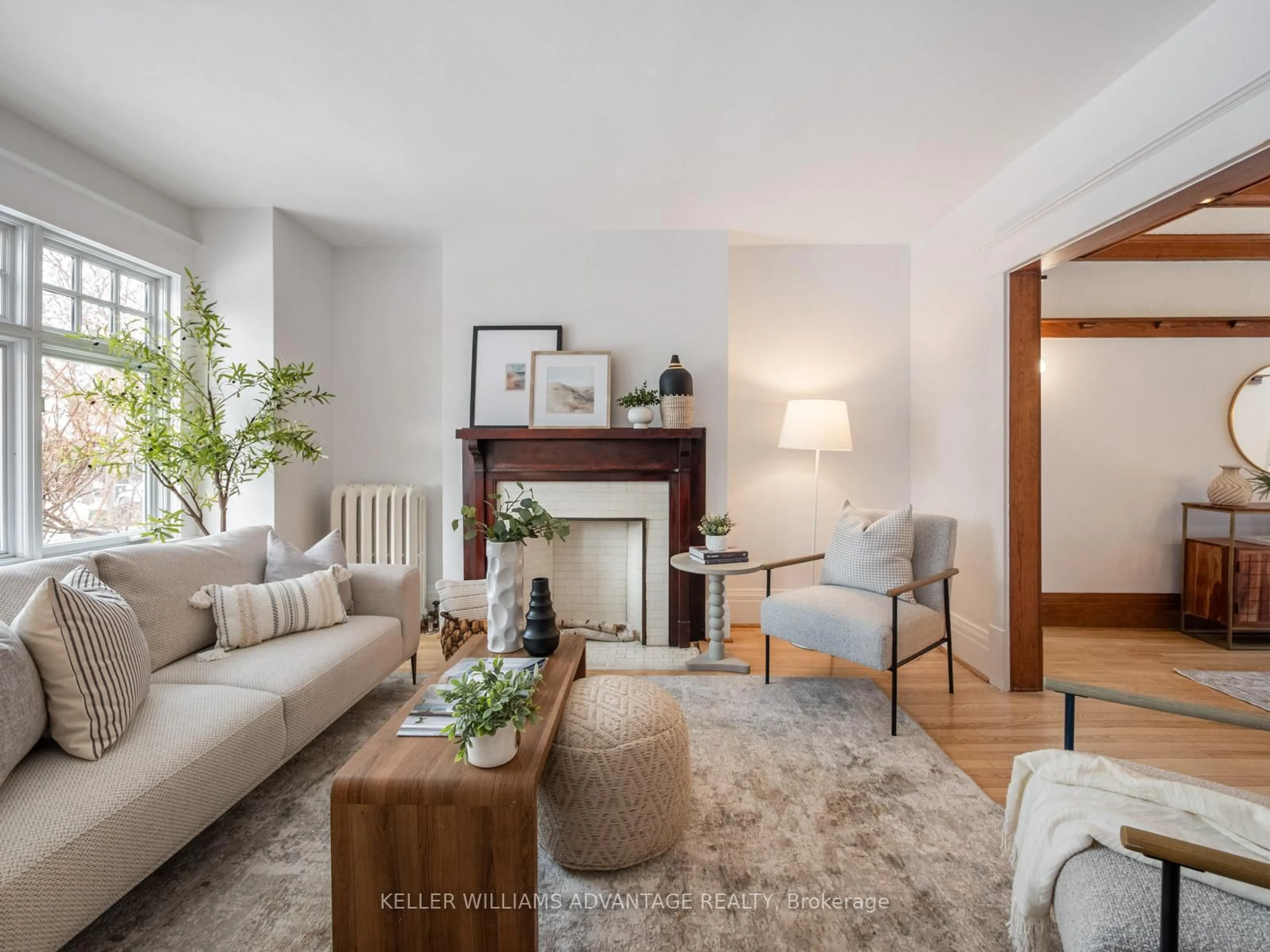 Living room with furniture, unknown for 53 Rainsford Rd, Toronto Ontario M4L 3N7