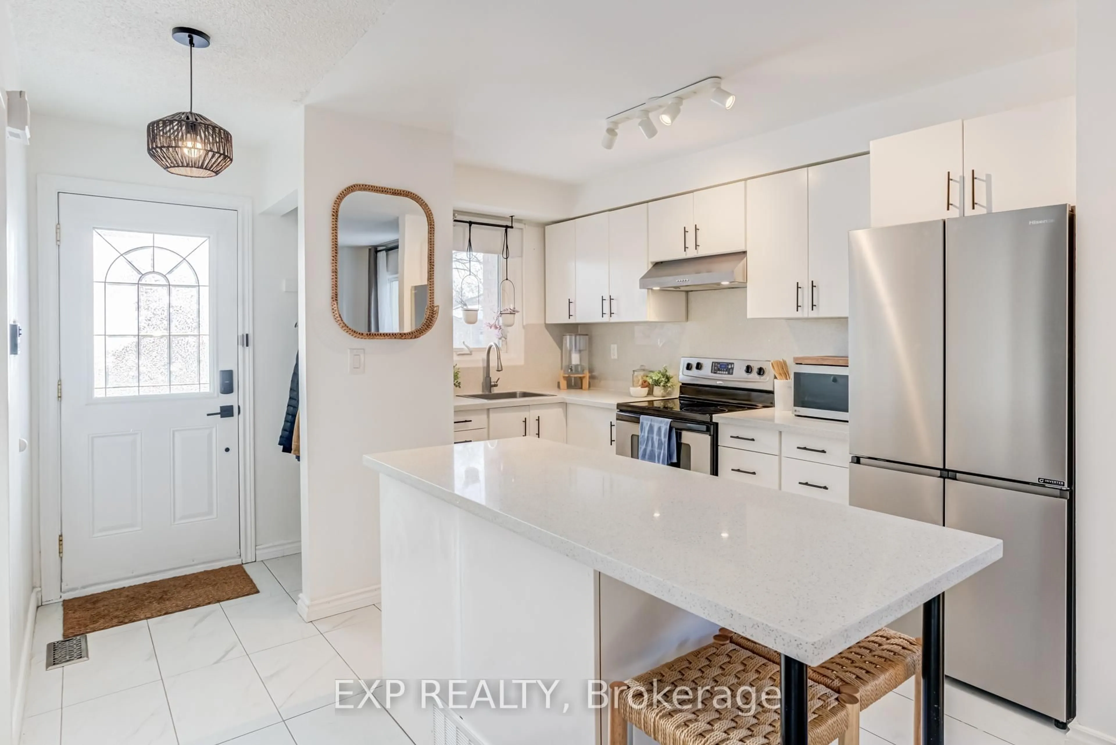 Open concept kitchen, ceramic/tile floor for 103 Delaney Dr, Ajax Ontario L1T 2M1