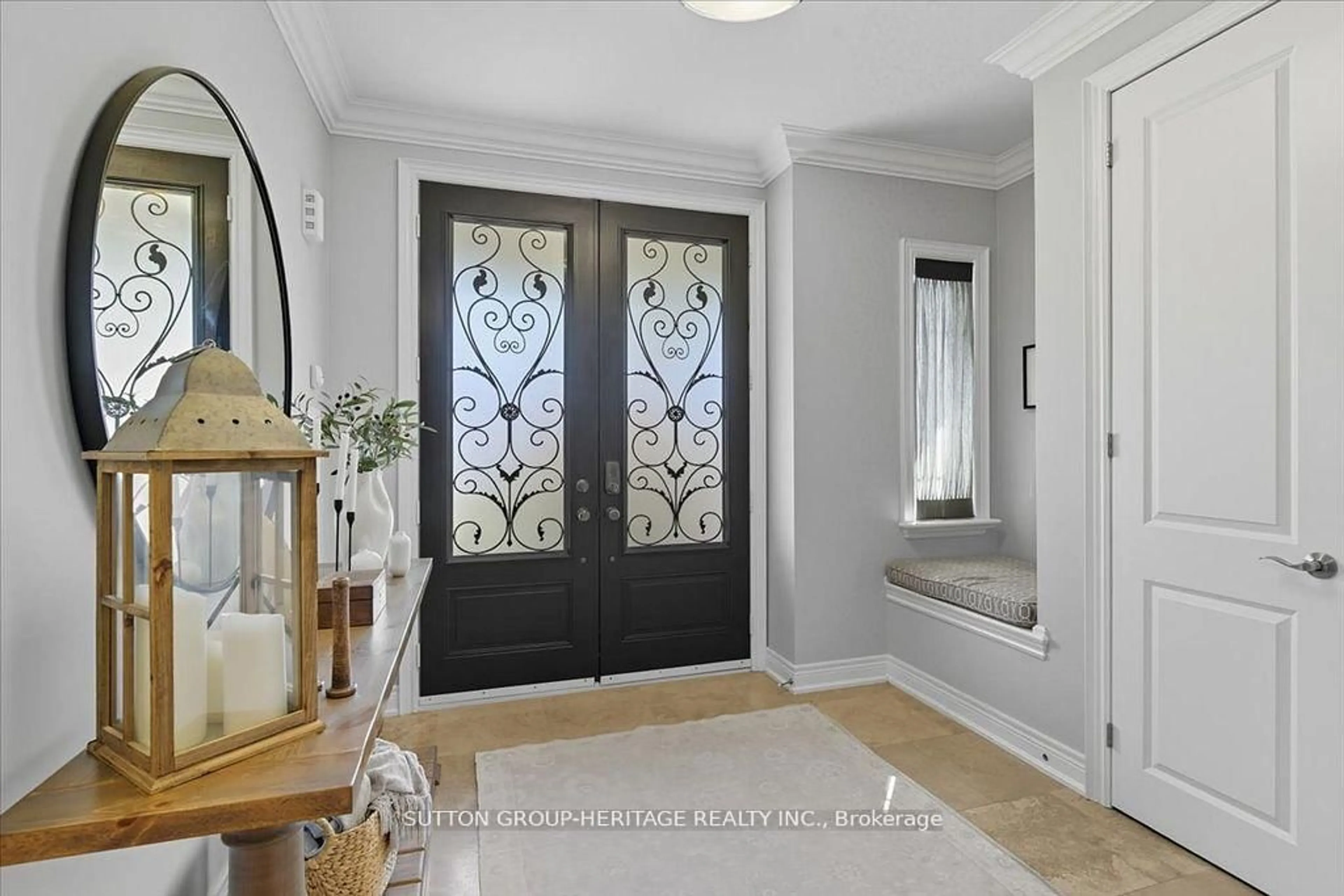 Indoor entryway for 22 Glengowan St, Whitby Ontario L1R 0K9