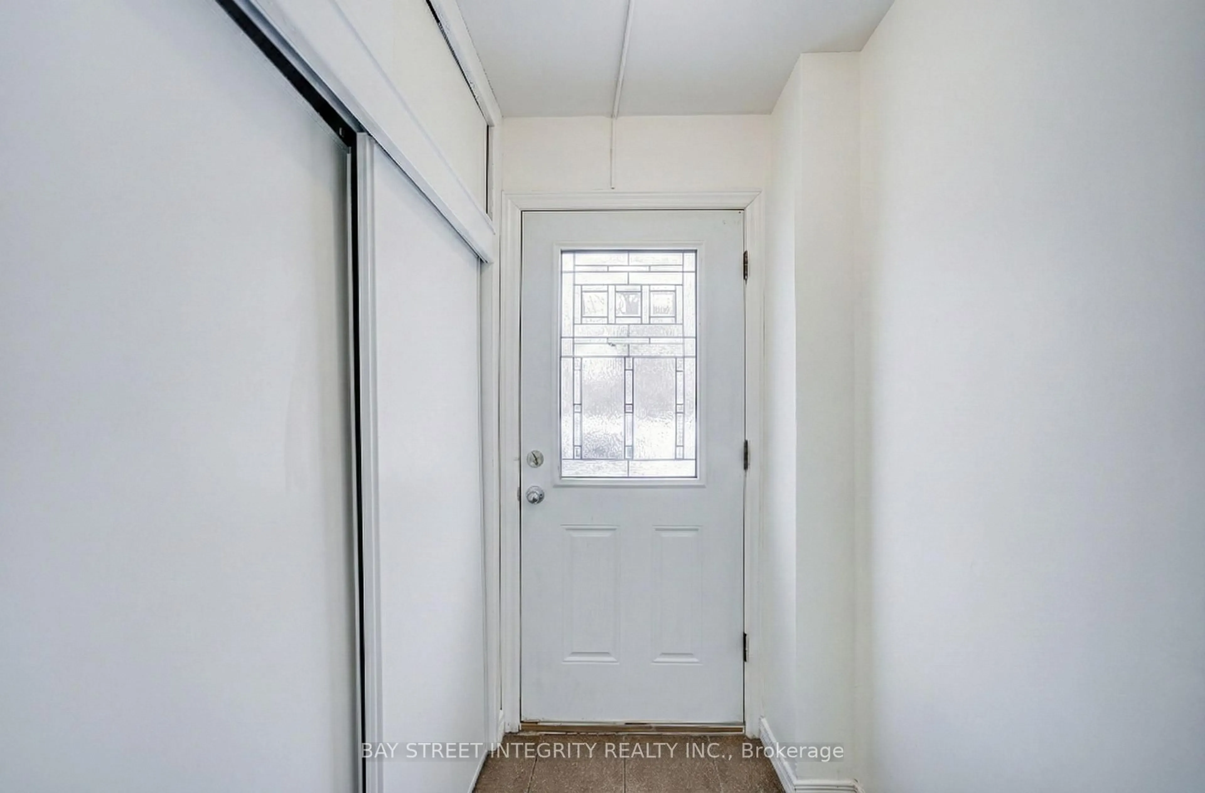 Unknown for 81 Dentonia Park Ave, Toronto Ontario M4C 1X1