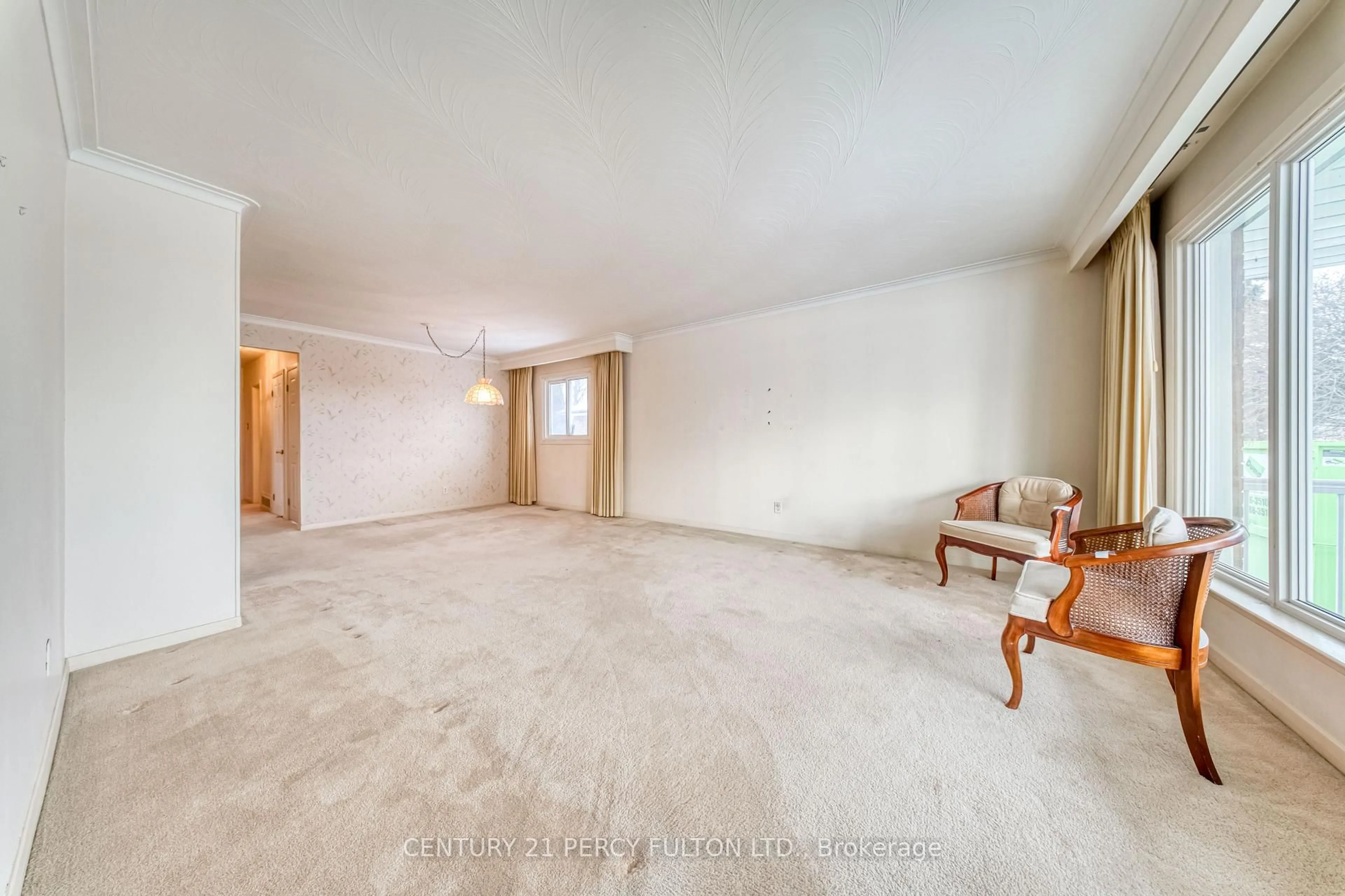 A pic of a room for 120 Poplar Rd, Toronto Ontario M1E 1Z6