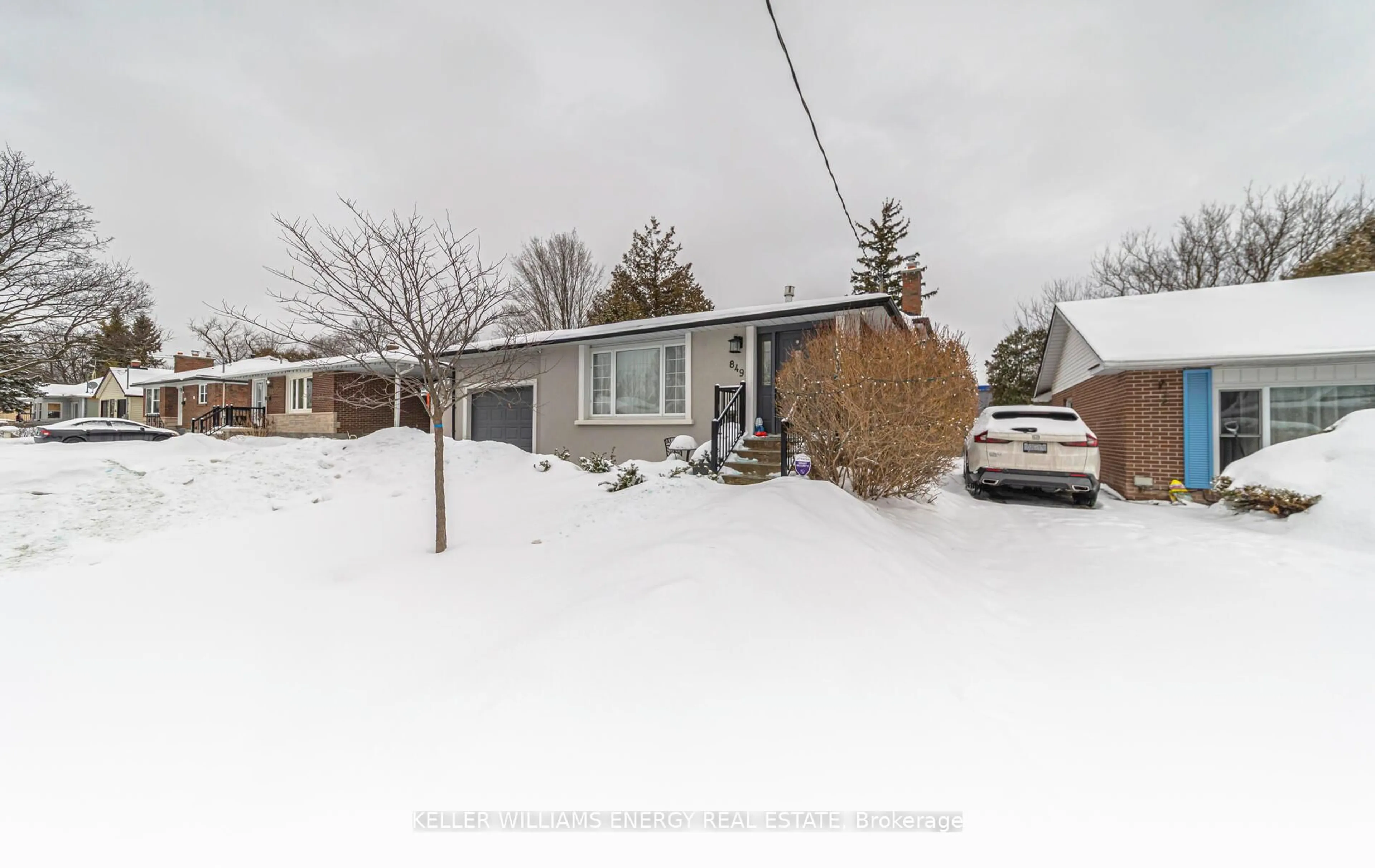 Unknown for 849 Byron St, Whitby Ontario L1N 4N8