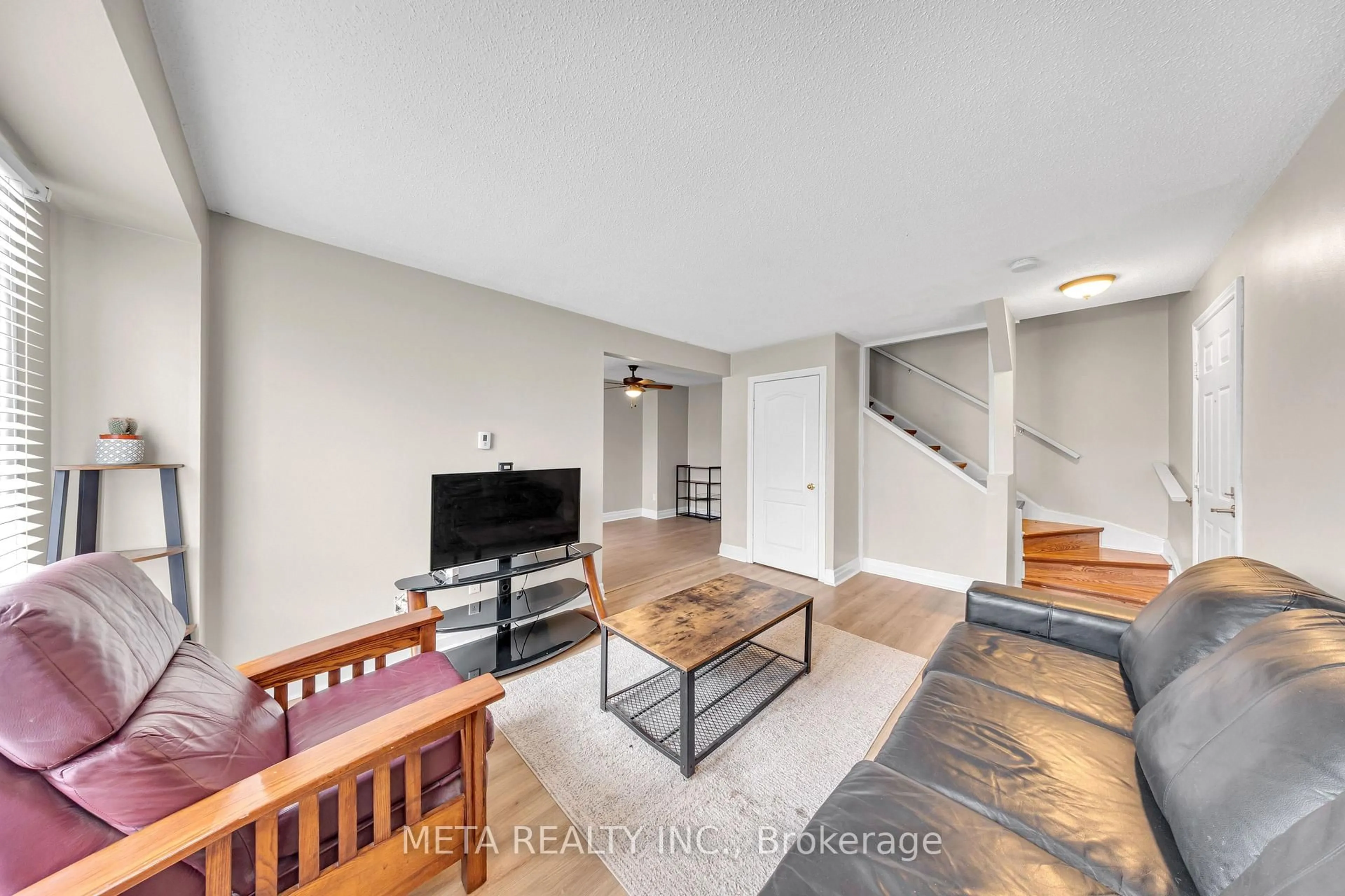 Unknown for 960 Glen St #84, Oshawa Ontario L1J 6E8