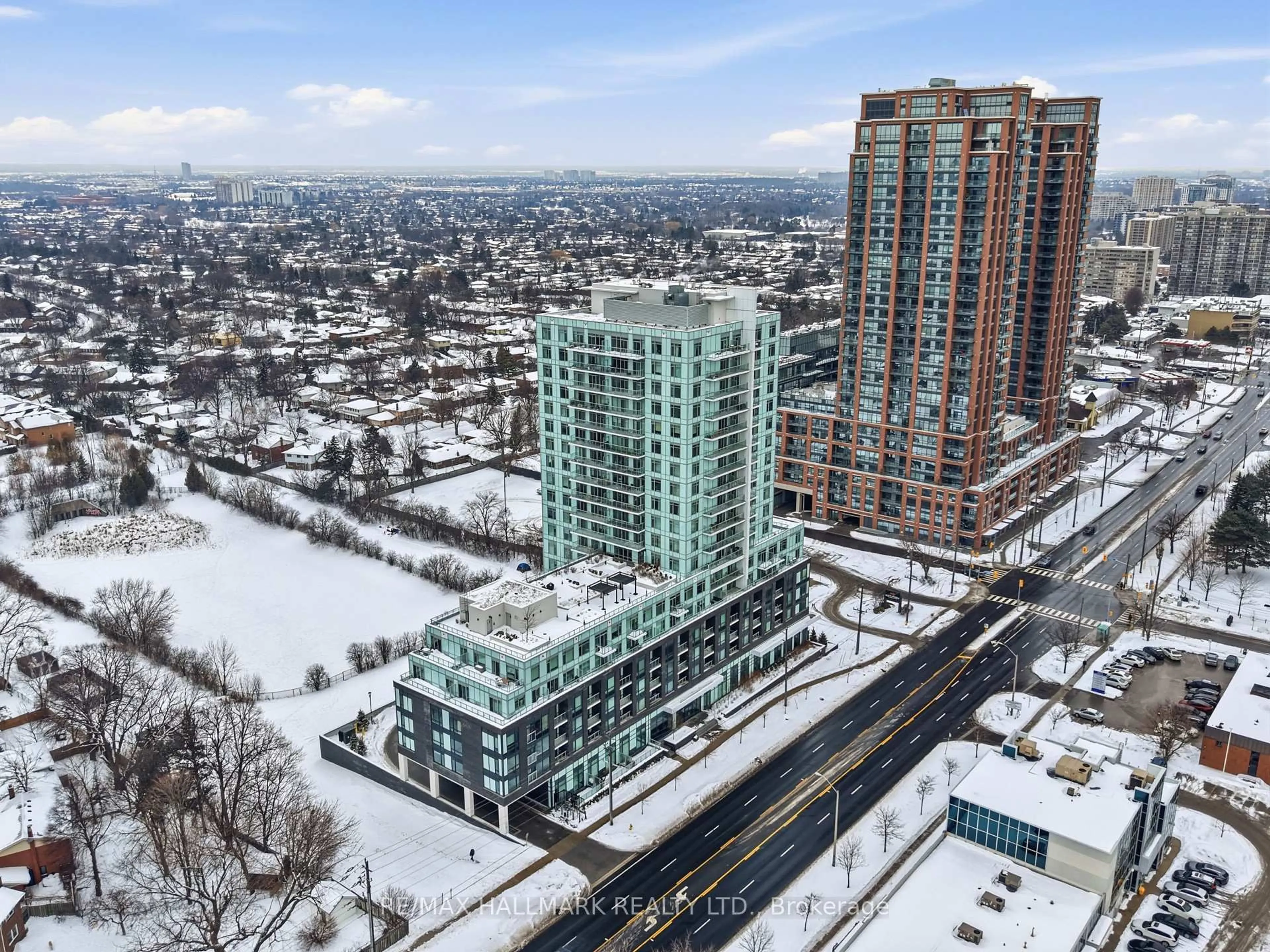 A pic from outside/outdoor area/front of a property/back of a property/a pic from drone, city buildings view from balcony for 3220 Sheppard Ave #220, Toronto Ontario M1T 0B7
