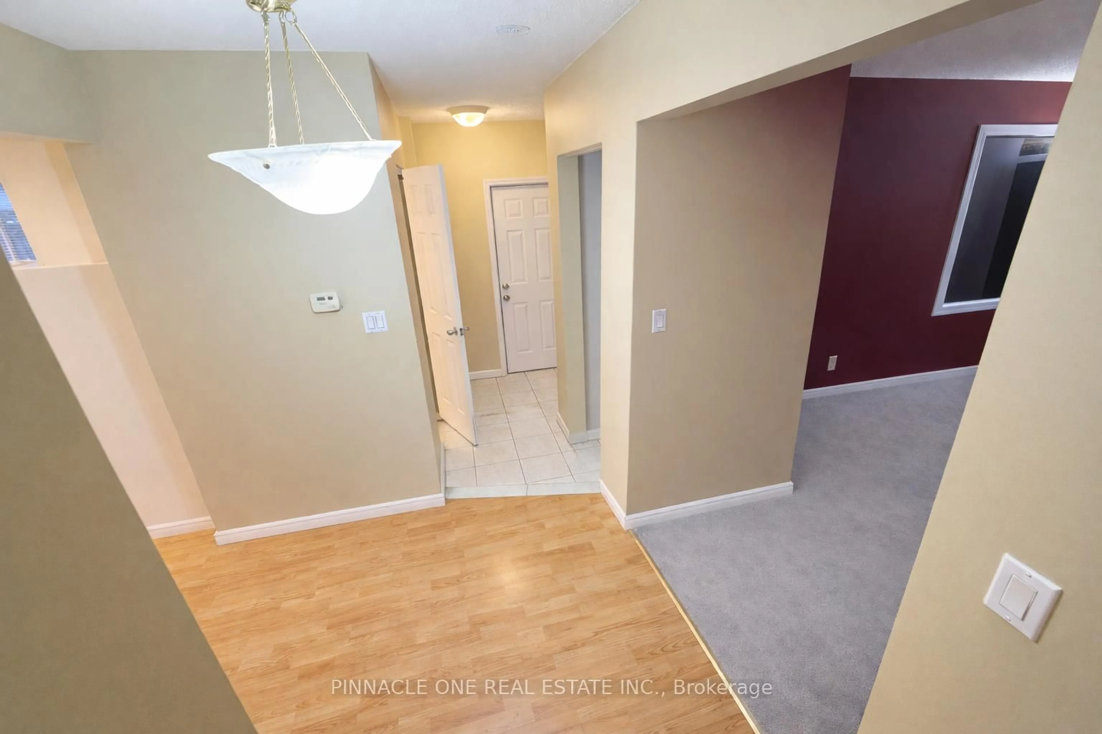 Unknown for 230 Northminster Crt, Oshawa Ontario L1G 7M6