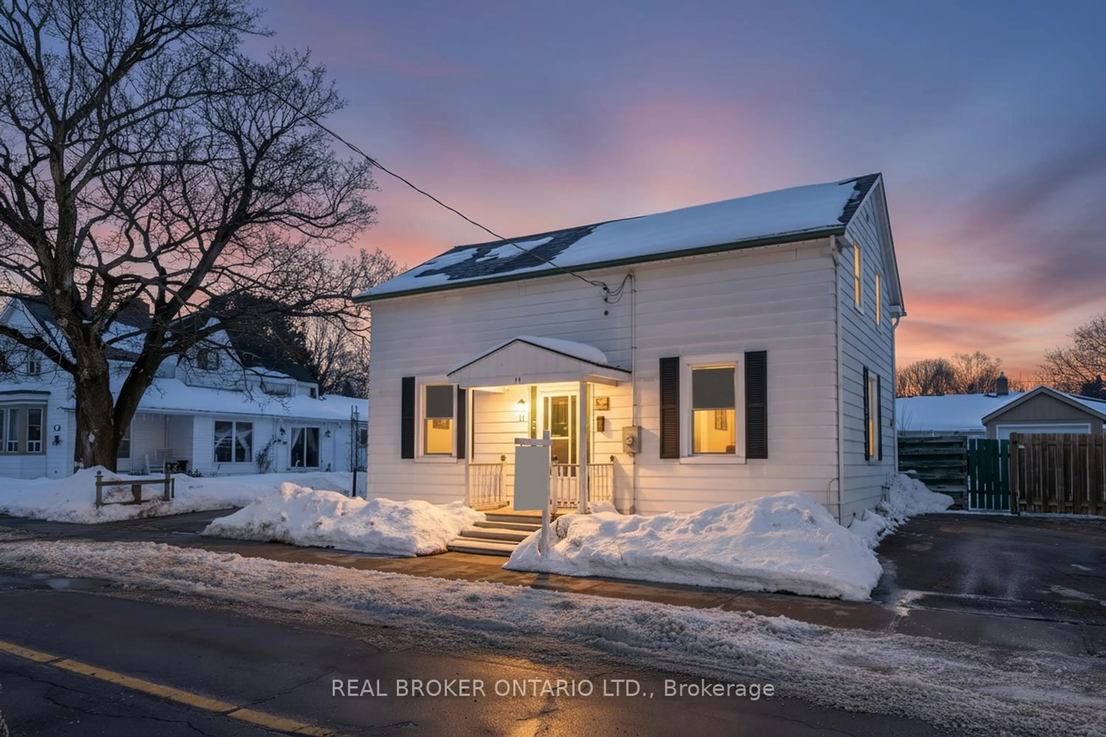 A pic from outside/outdoor area/front of a property/back of a property/a pic from drone, street for 11 Mill St, Clarington Ontario L0B 1M0