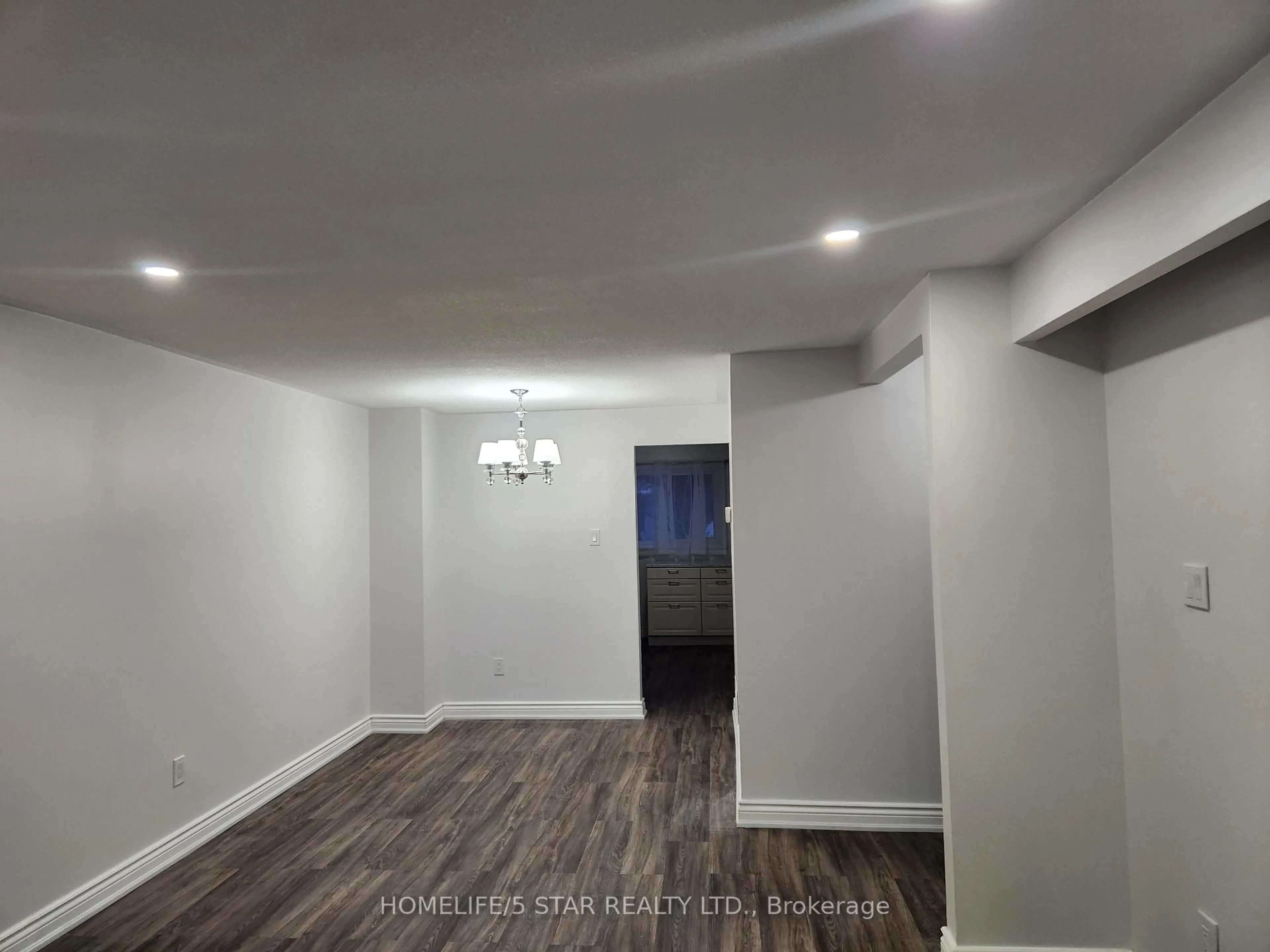 A pic of a room for 44 ARDGOWAN Cres, Toronto Ontario M1V 1B3