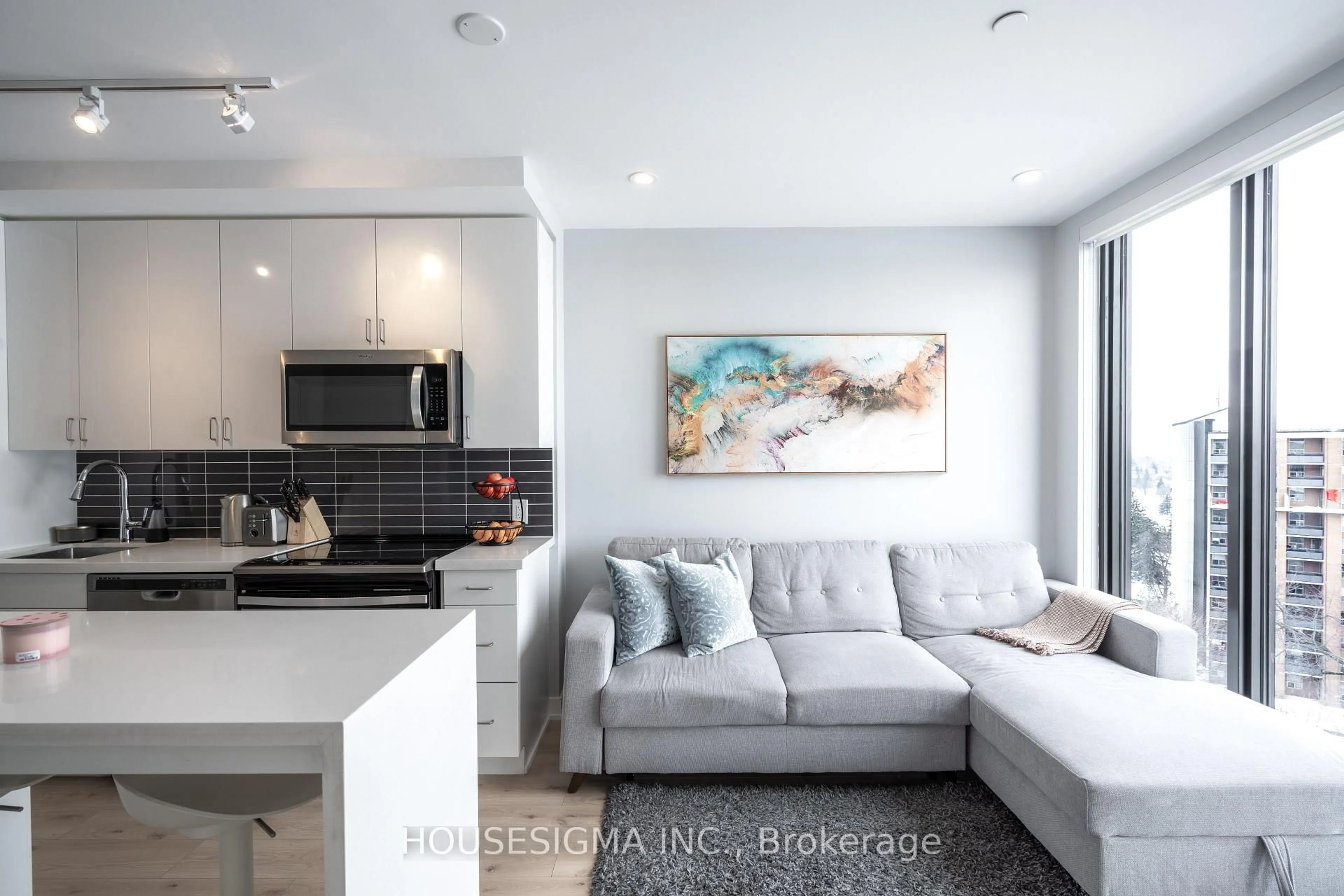 Open concept kitchen, unknown for 2799 Kingston Rd #901, Toronto Ontario M1M 0E3