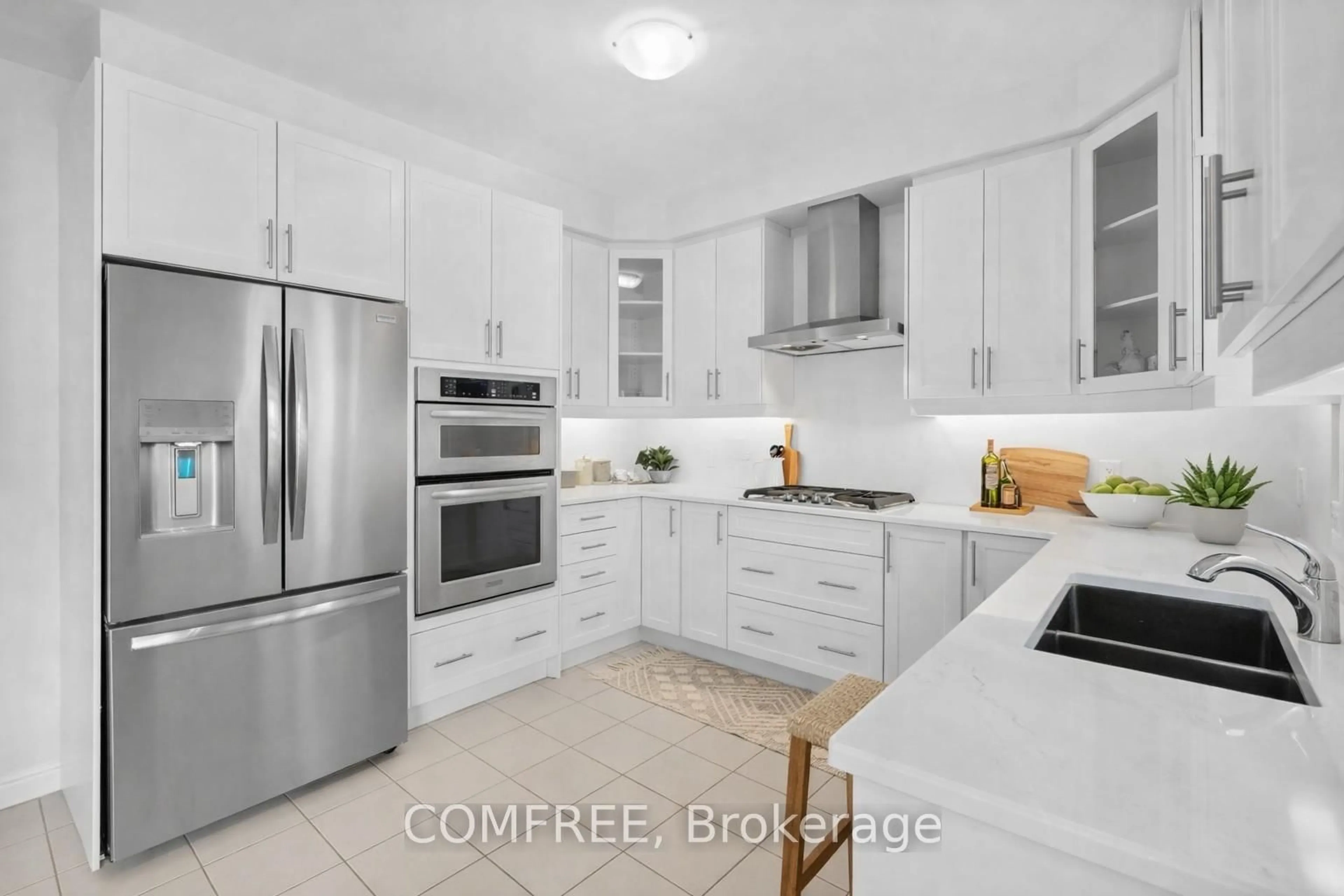 Contemporary kitchen, ceramic/tile floor for 117 Merivale Crt, Oshawa Ontario L1H 8S4