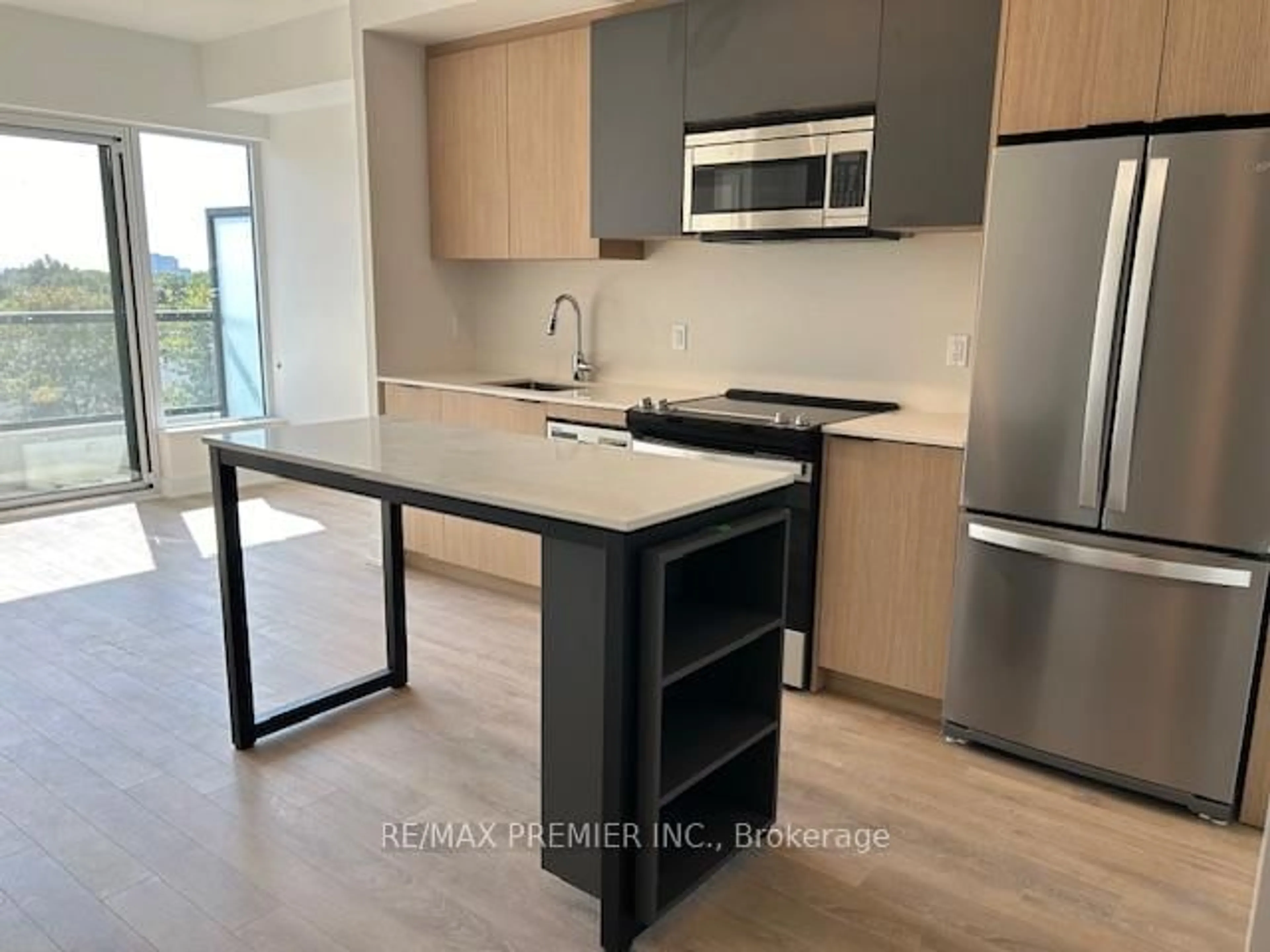 Unknown for 1350 Ellesmere Rd #520, Toronto Ontario M1P 0G6