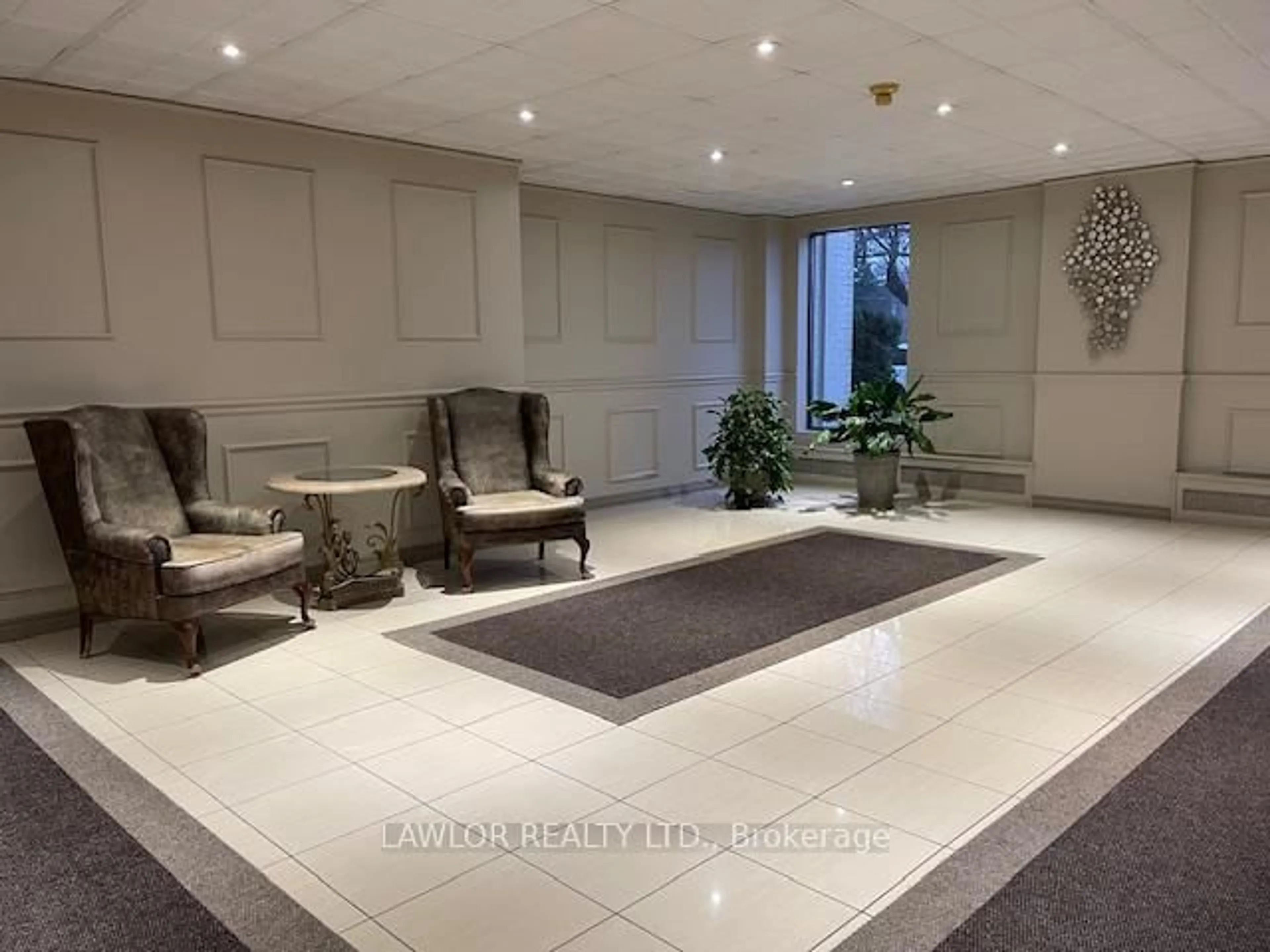Lobby for 3311 KINGSTON Rd #503, Toronto Ontario M1M 1R1