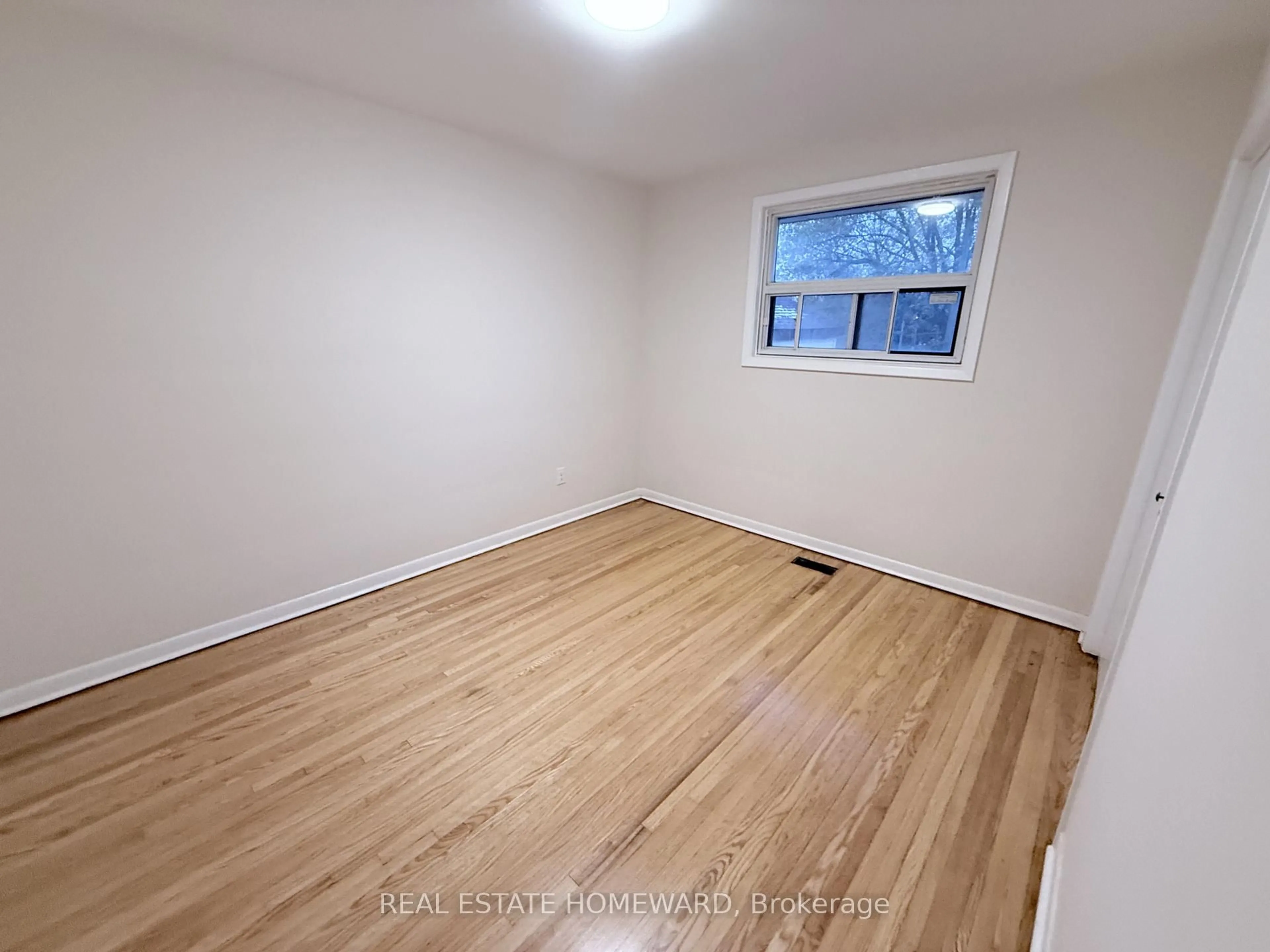 A pic of a room for 7 Dunlop Ave, Toronto Ontario M1K 1K8