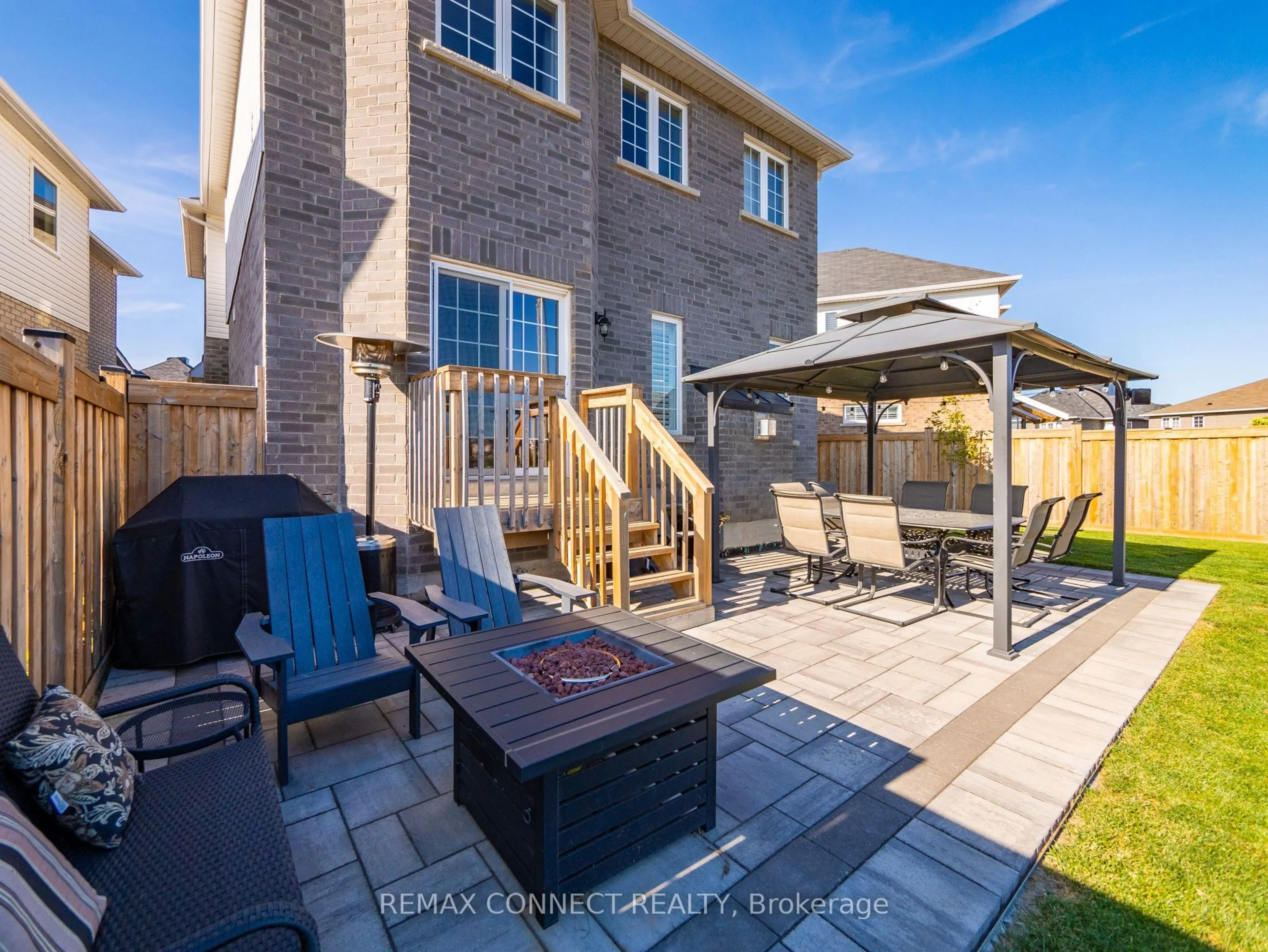 Patio, street for 63 Jevons Dr, Ajax Ontario L1Z 0T6