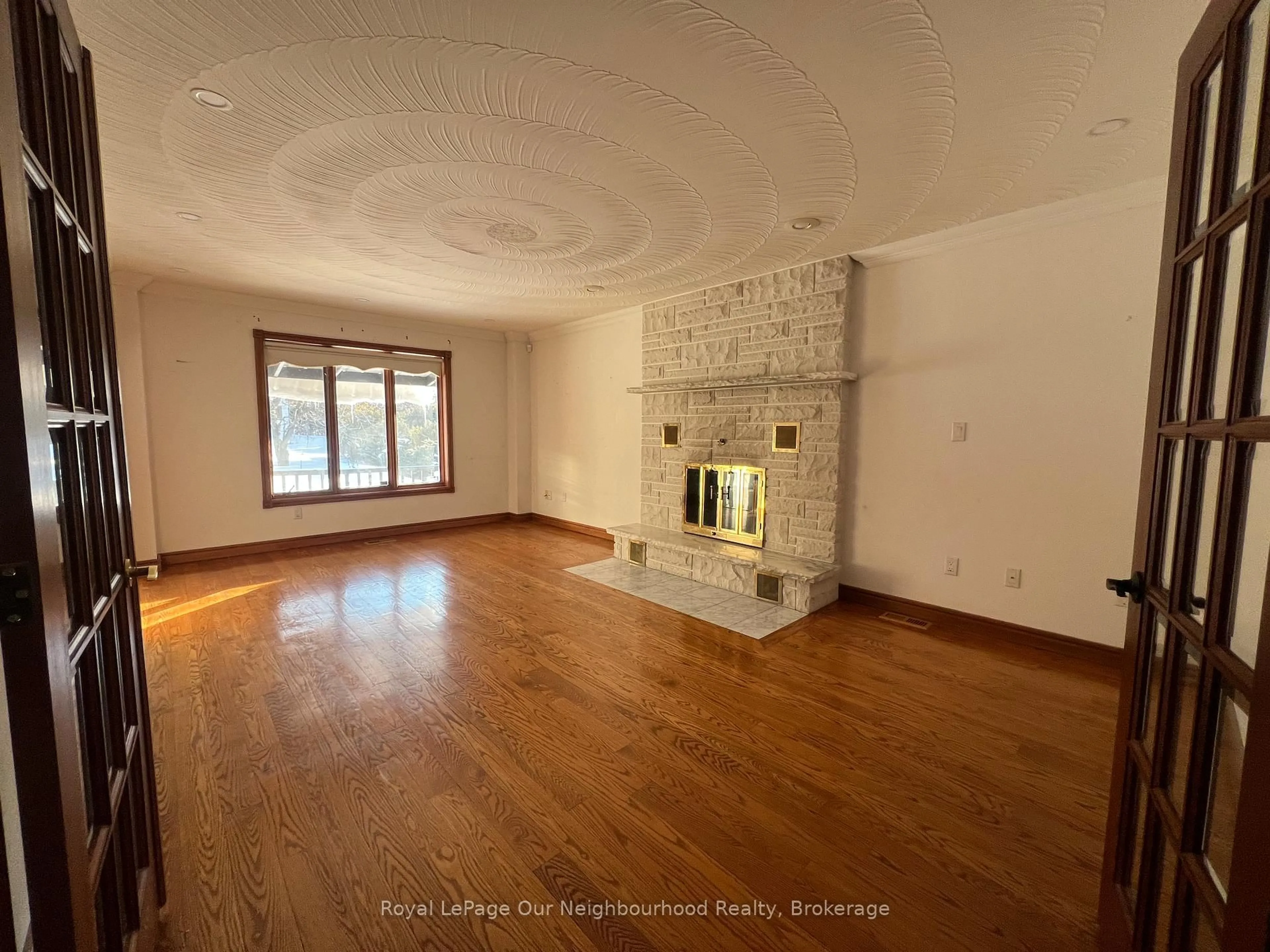 A pic of a room for 79 Elizabeth St, Oshawa Ontario L1J 8H3