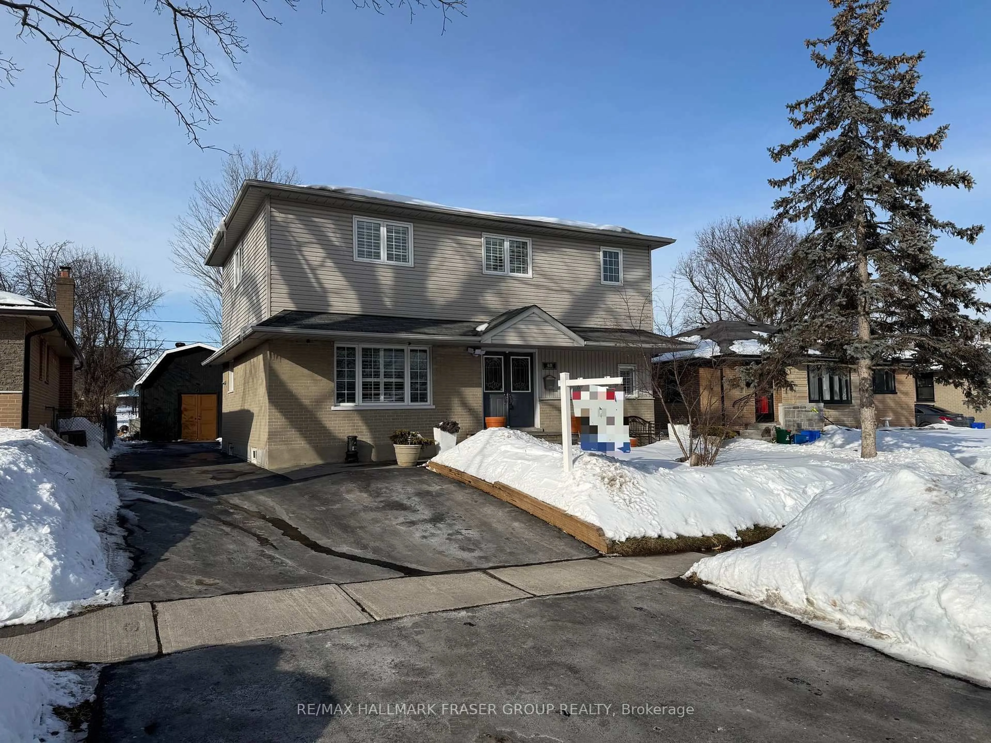 A pic from outside/outdoor area/front of a property/back of a property/a pic from drone, street for 48 Rideout St, Ajax Ontario L1S 1P8