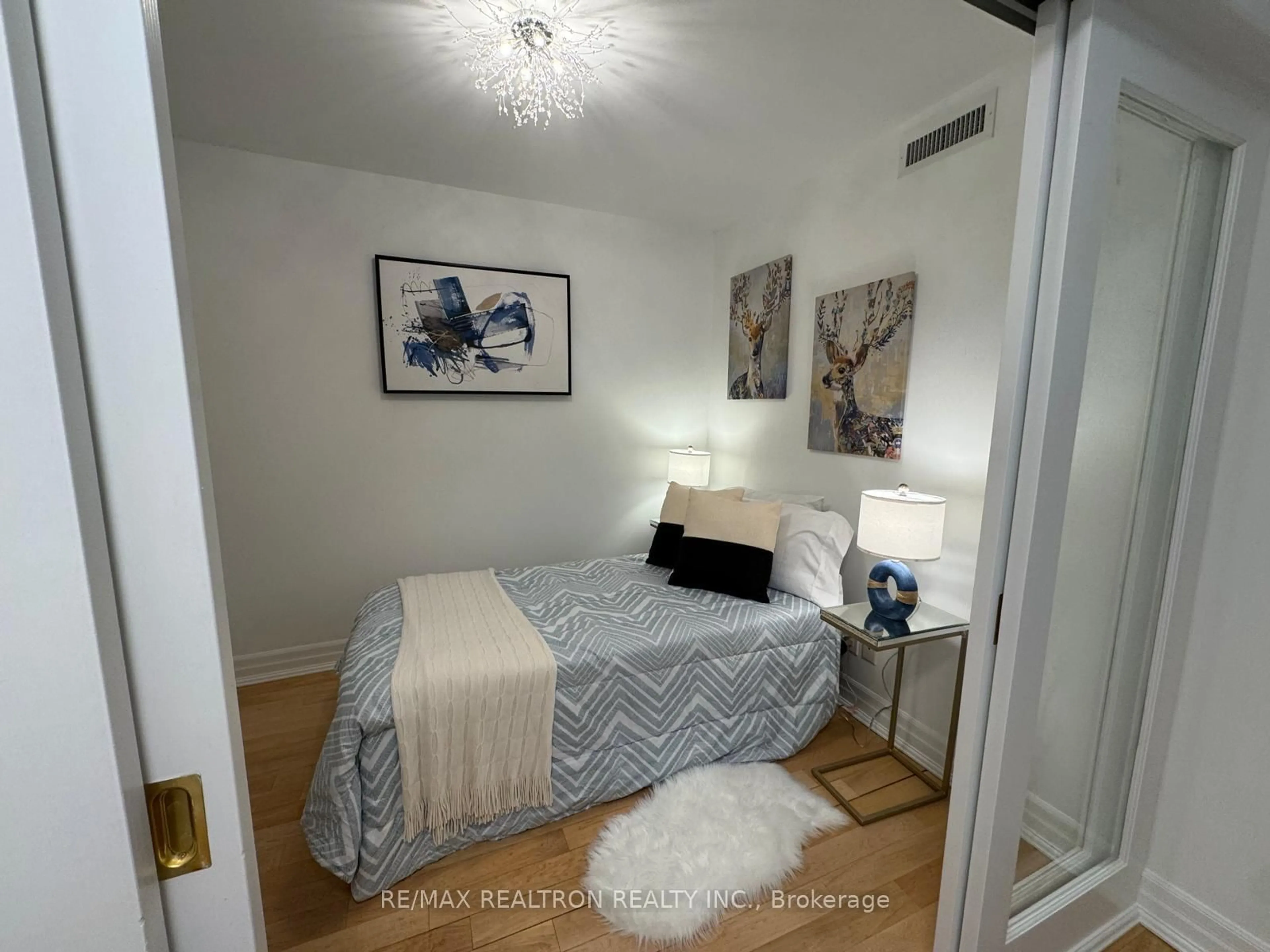 A pic of a room for 2020 McNicoll Ave #611, Toronto Ontario M1V 0B5