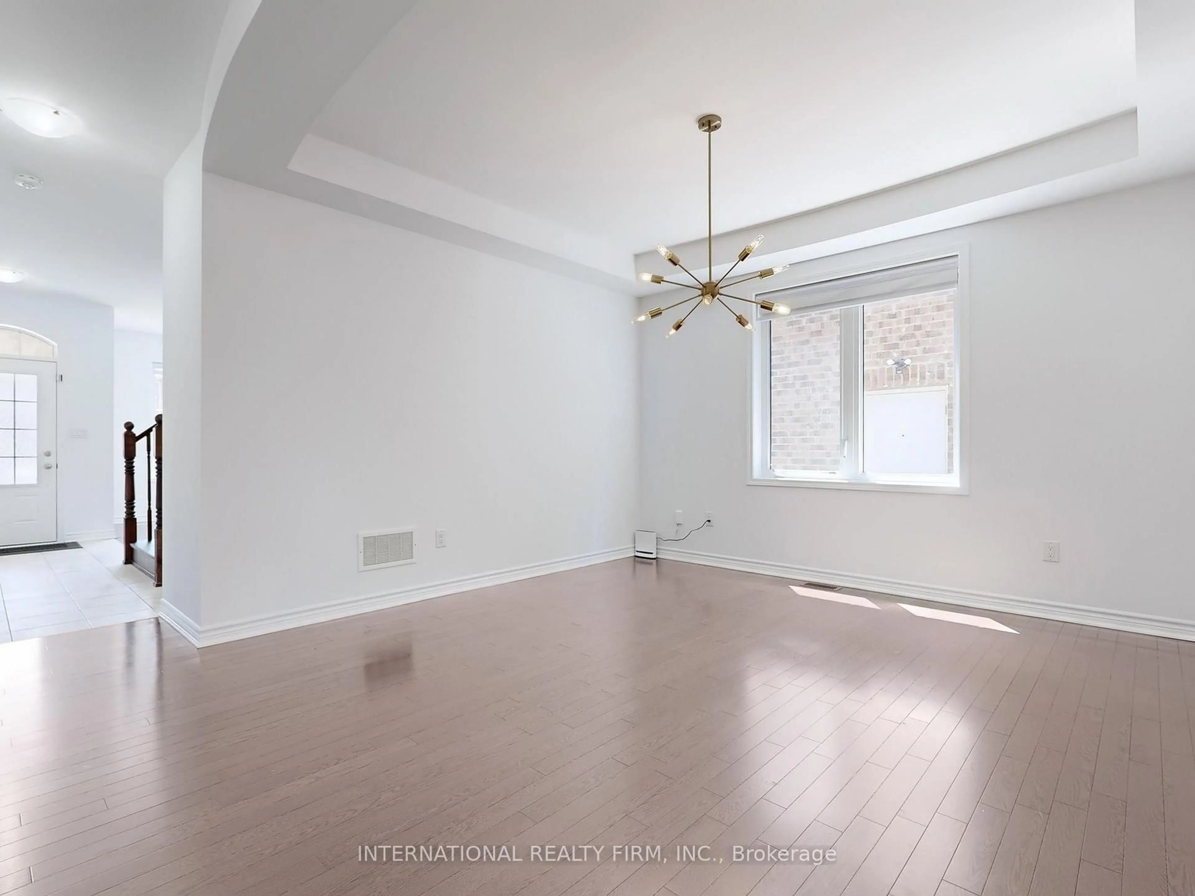 A pic of a room for 59 Westfield Dr, Whitby Ontario L1P 0E9