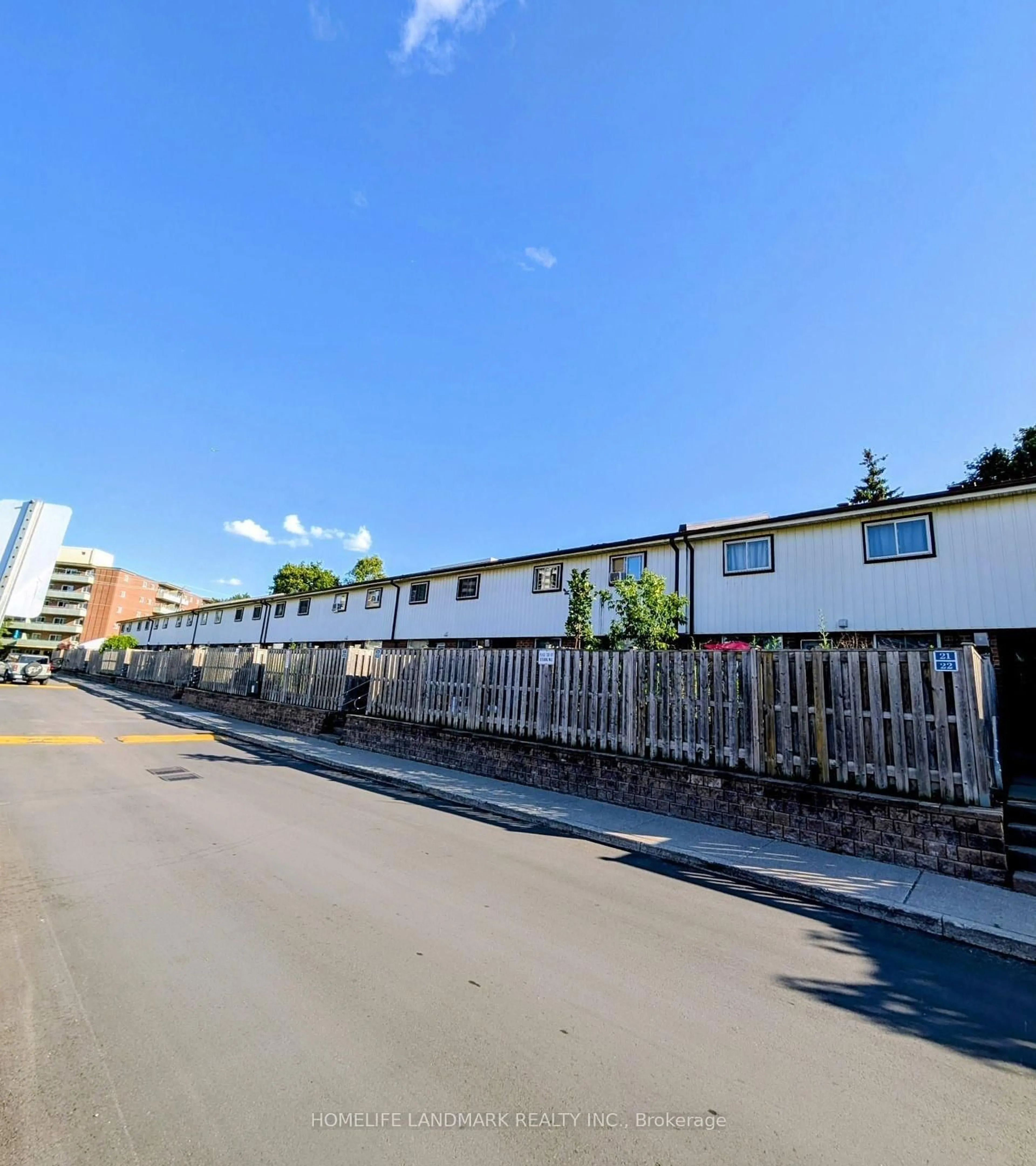 Unknown for 120 Nonquon Rd #15, Oshawa Ontario L1G 7E6