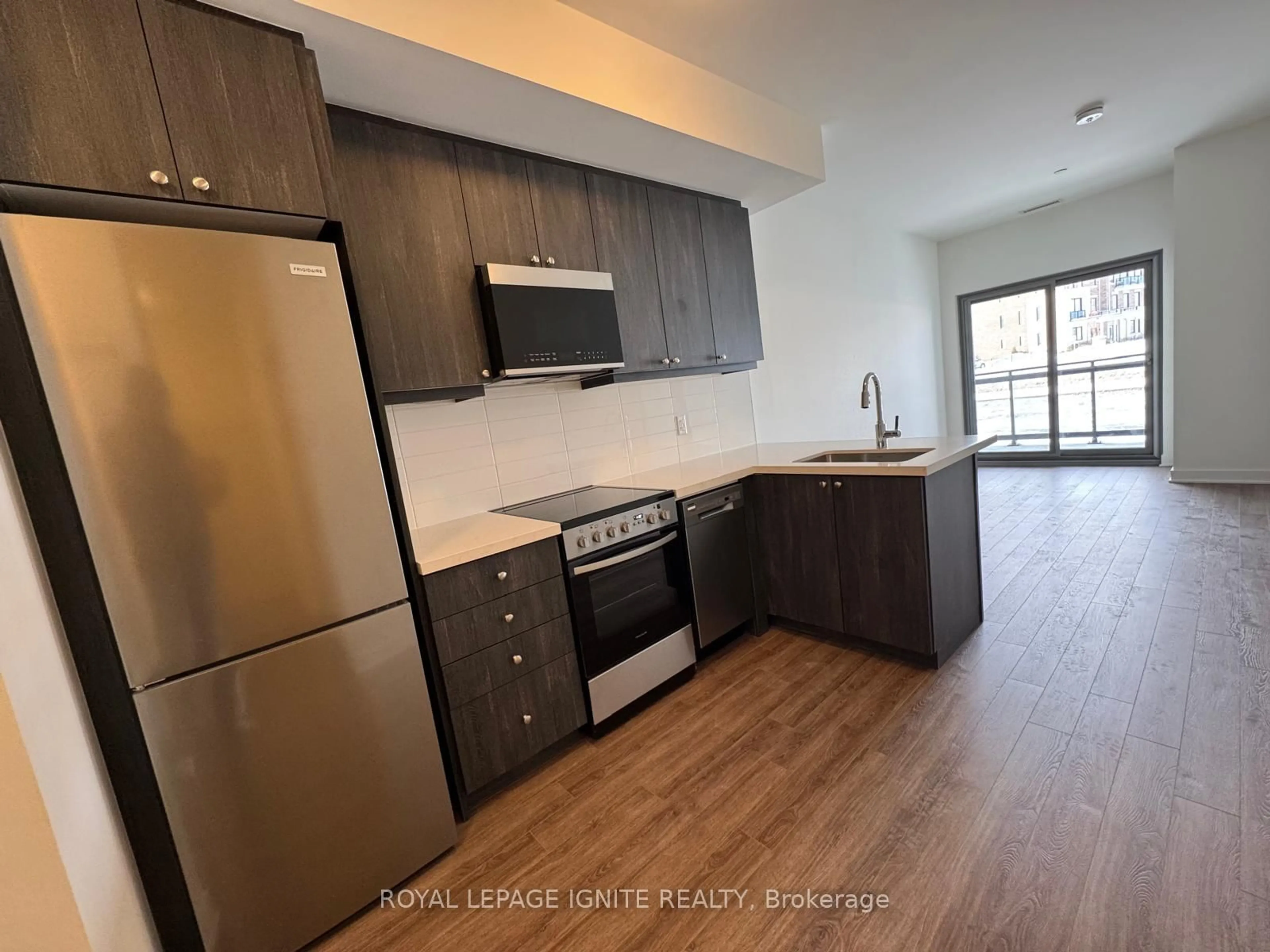 Standard kitchen, unknown for 51 Clarington Blvd #107, Clarington Ontario L1C 7J8