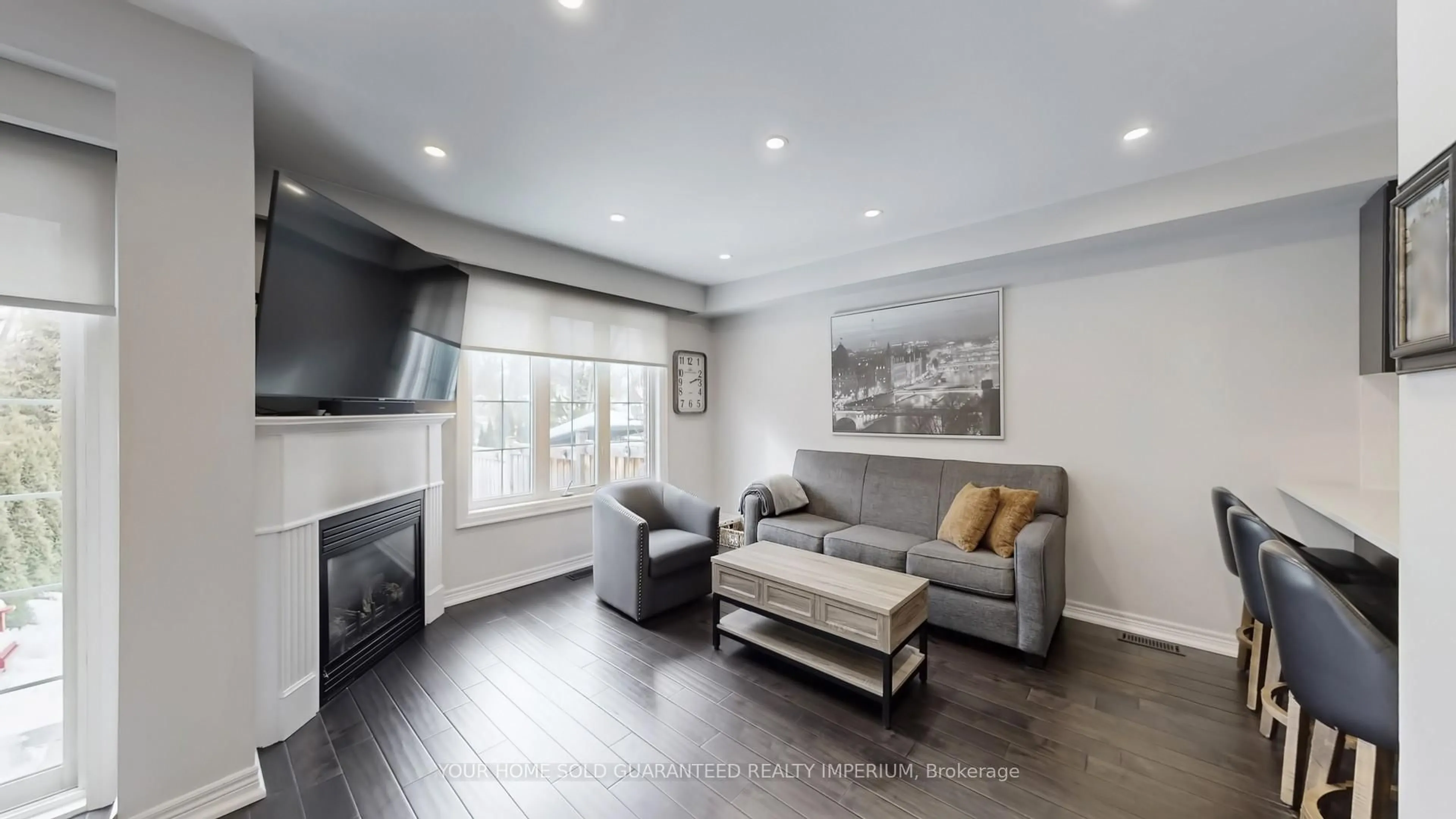 Living room with furniture, unknown for 106 Underwood Dr, Whitby Ontario L0B 1C0