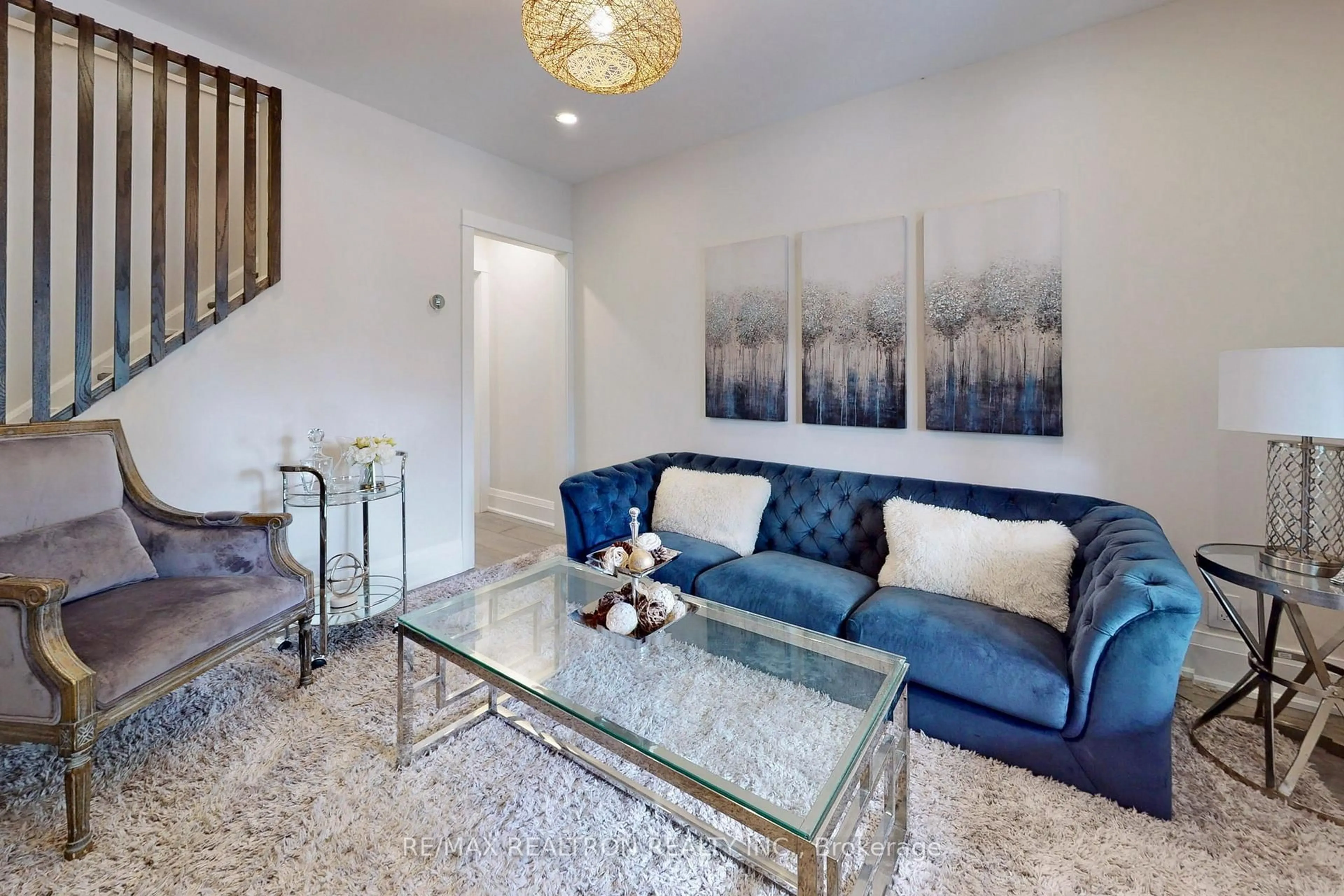 Living room with furniture, unknown for 50 King Edward Ave, Toronto Ontario M4C 5J6