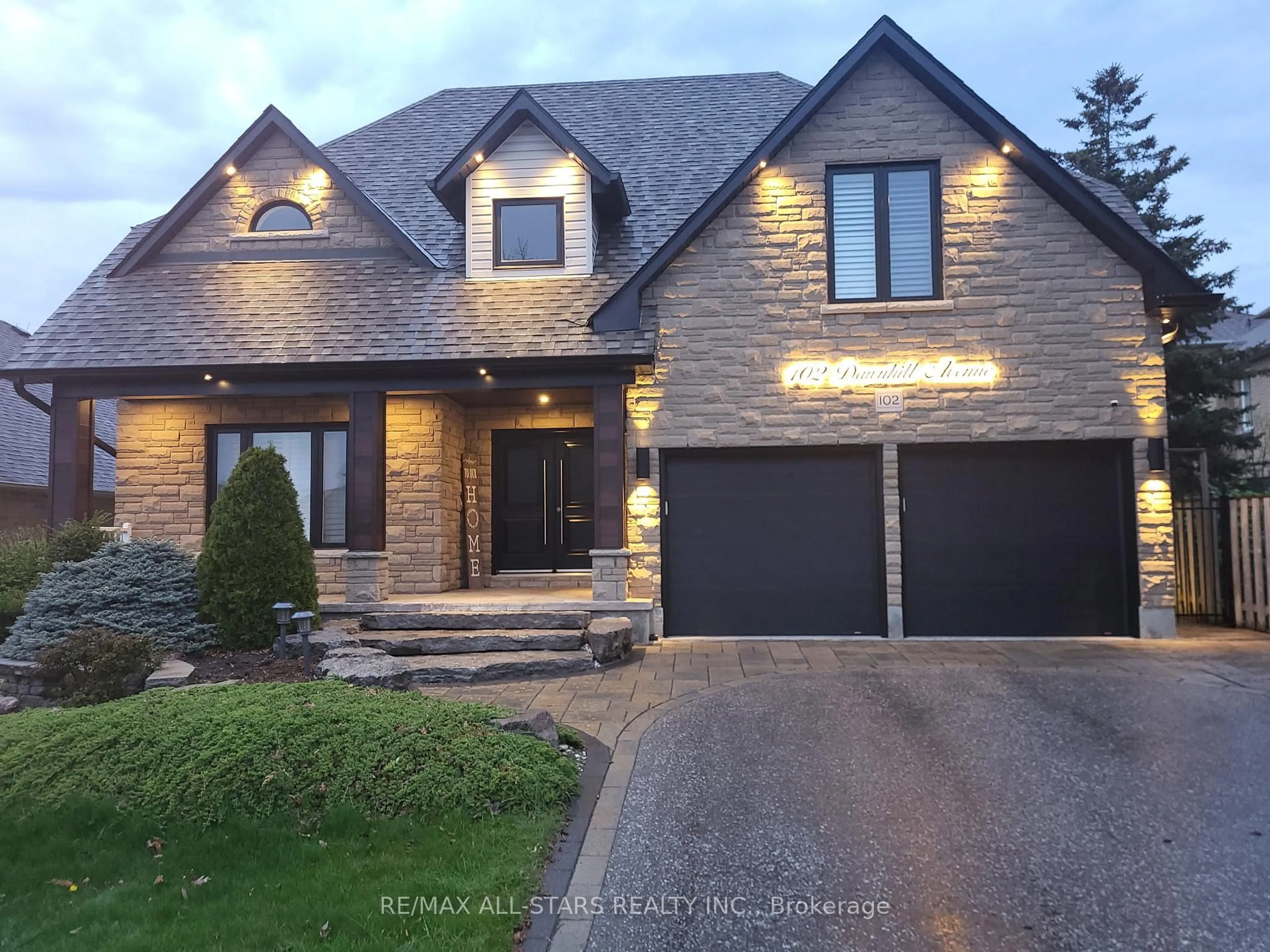 Home with brick exterior material, street for 102 Dawnhill Ave, Oshawa Ontario L1J 8G4