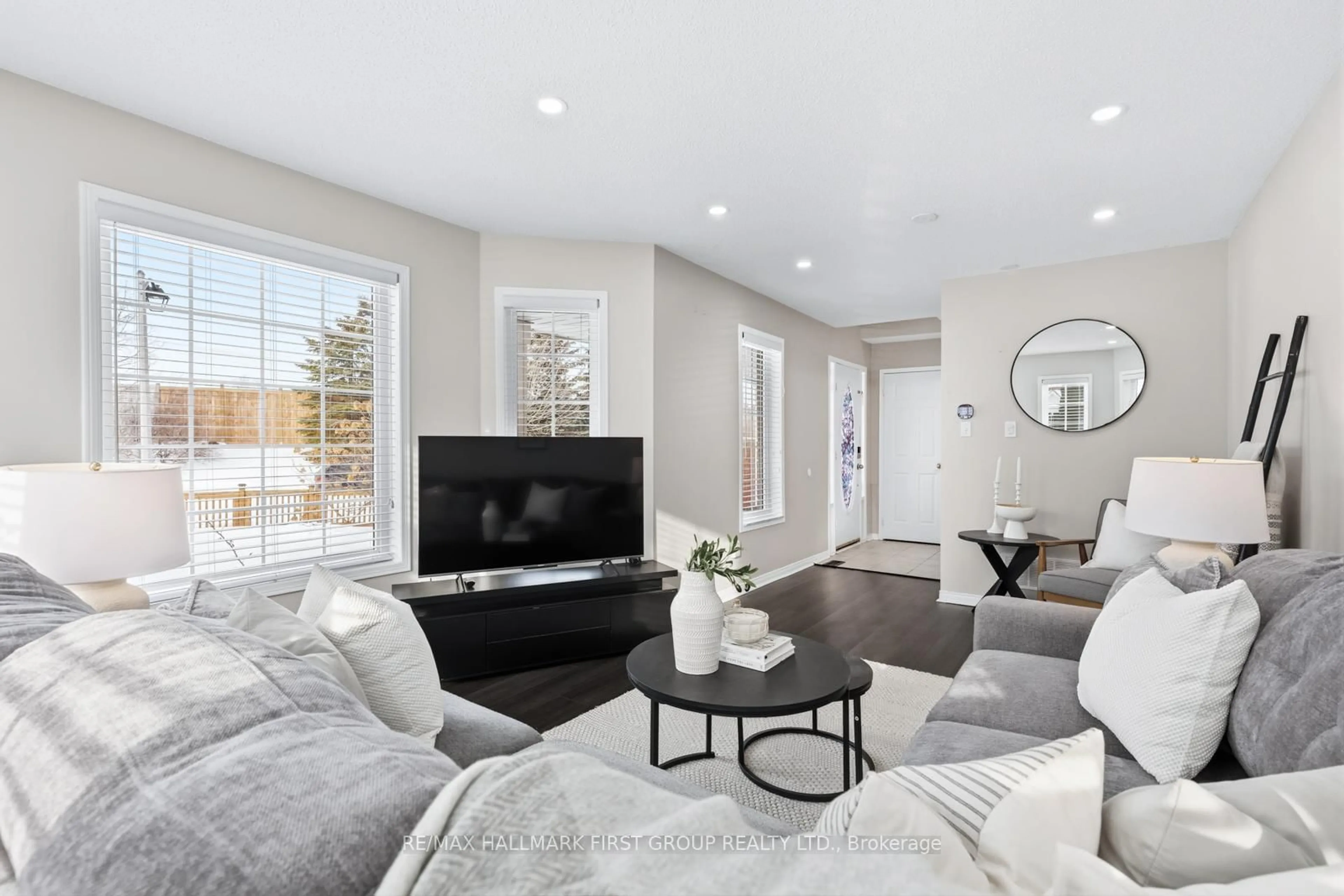 Living room with furniture, unknown for 52 Playfair Rd, Whitby Ontario L1N 9S6