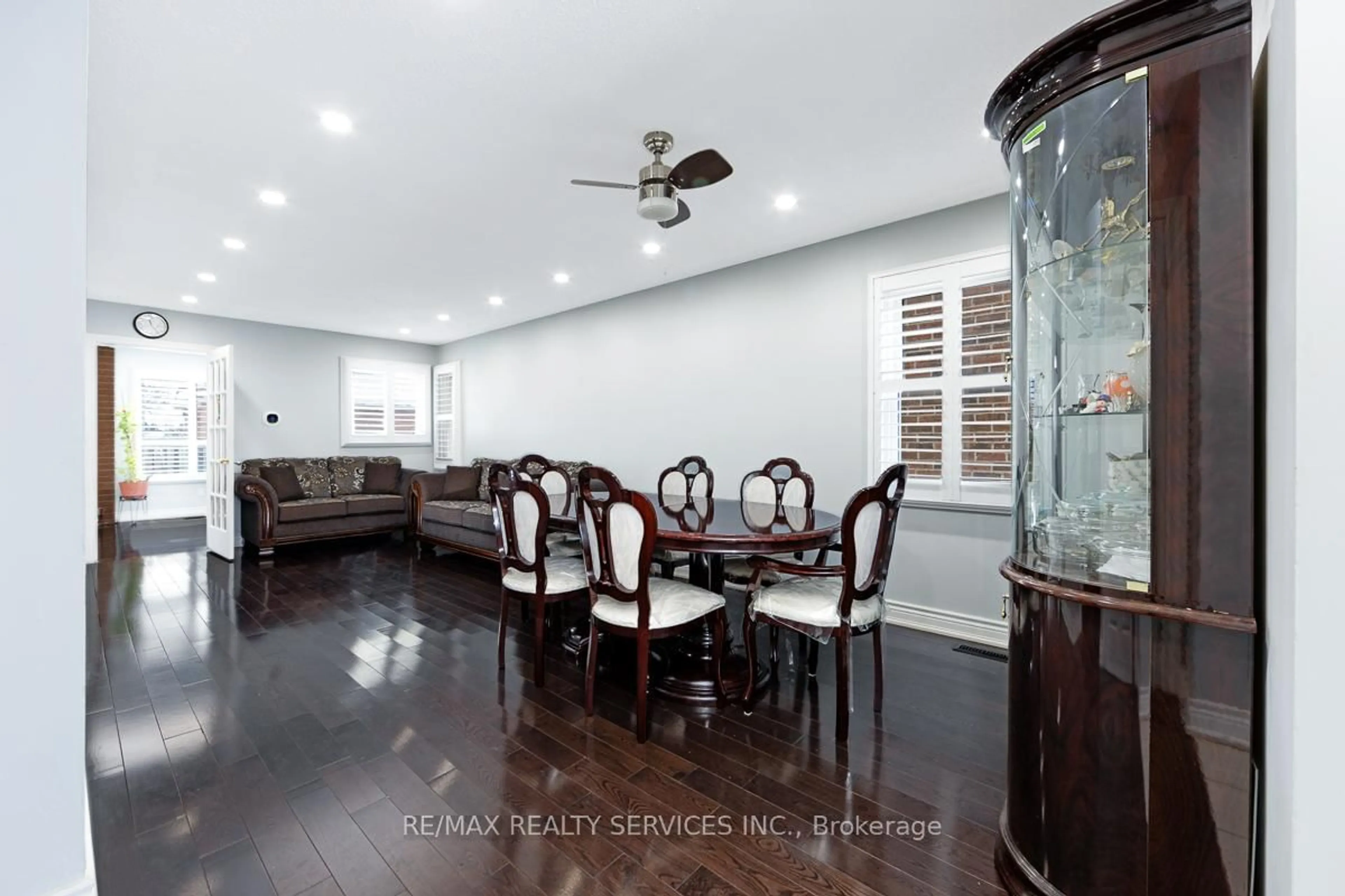 Dining room, ceramic/tile floor for 161 Hupfield Tr, Toronto Ontario M1B 4P7